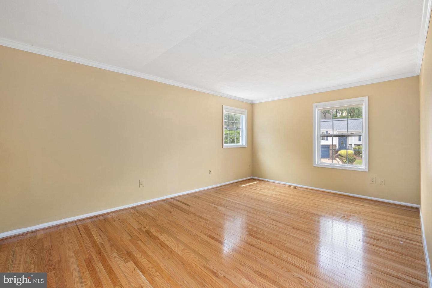 8321 TERRA GRANDE AVE, SPRINGFIELD, Virginia 22153, 4 Bedrooms Bedrooms, ,3 BathroomsBathrooms,Residential,For sale,8321 TERRA GRANDE AVE,VAFX2246092 MLS # VAFX2246092