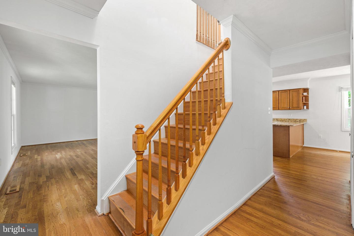 8321 TERRA GRANDE AVE, SPRINGFIELD, Virginia 22153, 4 Bedrooms Bedrooms, ,3 BathroomsBathrooms,Residential,For sale,8321 TERRA GRANDE AVE,VAFX2246092 MLS # VAFX2246092