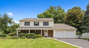 8321 TERRA GRANDE AVE, SPRINGFIELD, Virginia 22153, 4 Bedrooms Bedrooms, ,3 BathroomsBathrooms,Residential,For sale,8321 TERRA GRANDE AVE,VAFX2246092 MLS # VAFX2246092