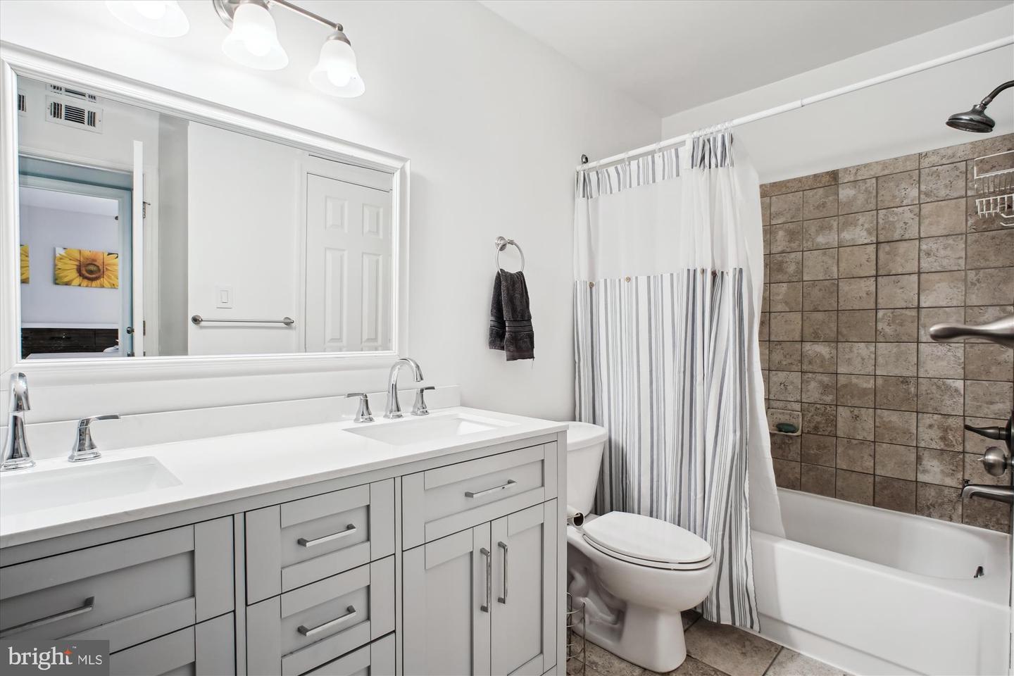 8505 BARRINGTON CT #Q, SPRINGFIELD, Virginia 22152, 2 Bedrooms Bedrooms, ,1 BathroomBathrooms,Residential,For sale,8505 BARRINGTON CT #Q,VAFX2245936 MLS # VAFX2245936