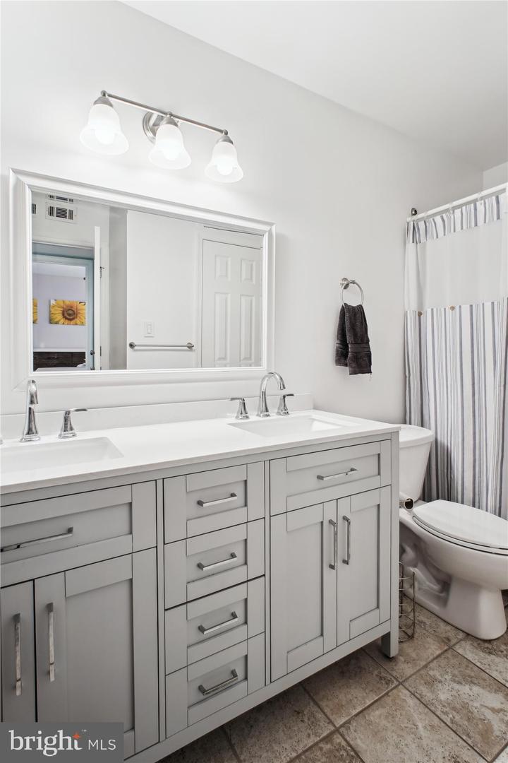 8505 BARRINGTON CT #Q, SPRINGFIELD, Virginia 22152, 2 Bedrooms Bedrooms, ,1 BathroomBathrooms,Residential,For sale,8505 BARRINGTON CT #Q,VAFX2245936 MLS # VAFX2245936
