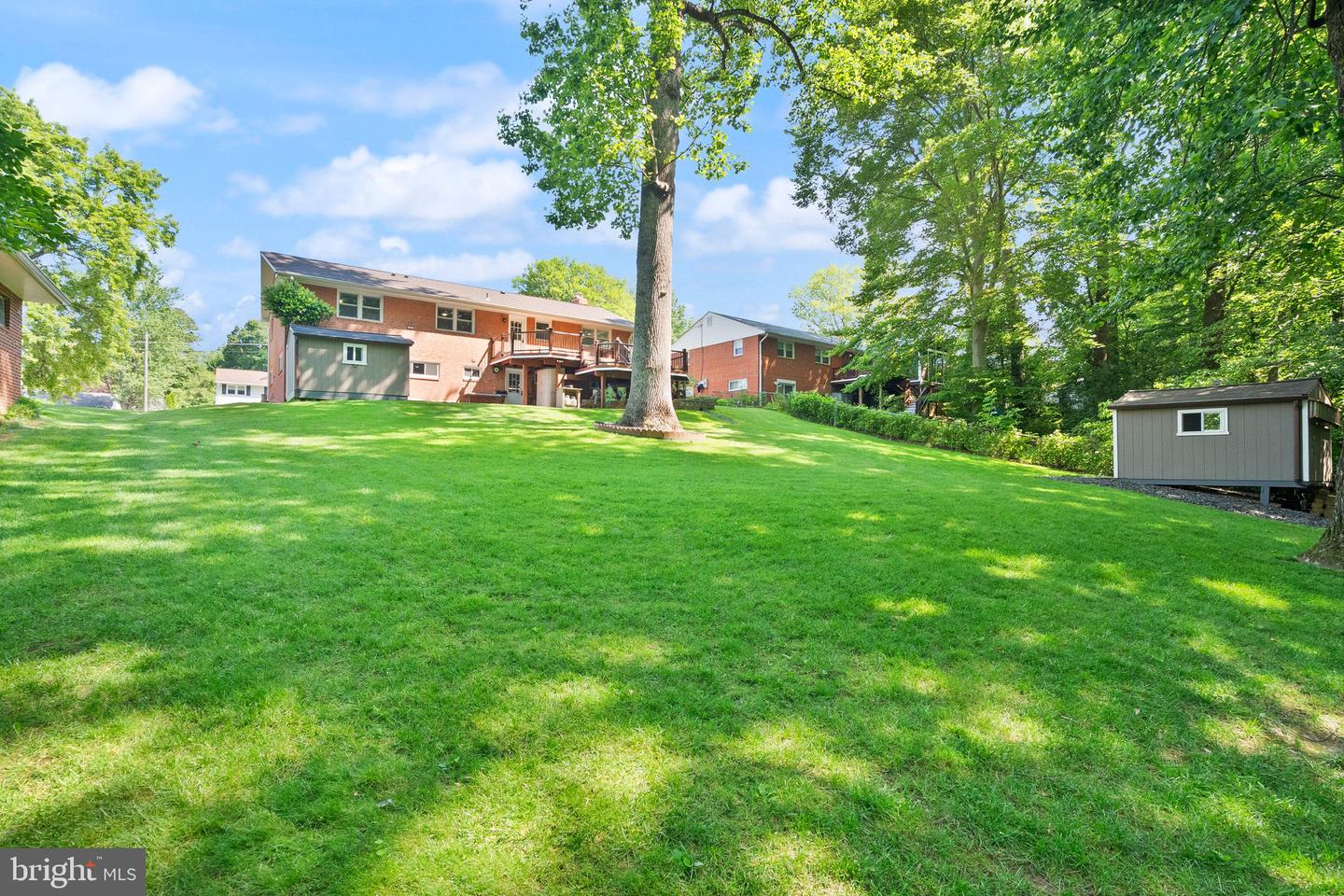 5634 INVERCHAPEL RD, SPRINGFIELD, Virginia 22151, 5 Bedrooms Bedrooms, 11 Rooms Rooms,3 BathroomsBathrooms,Residential,For sale,5634 INVERCHAPEL RD,VAFX2246094 MLS # VAFX2246094