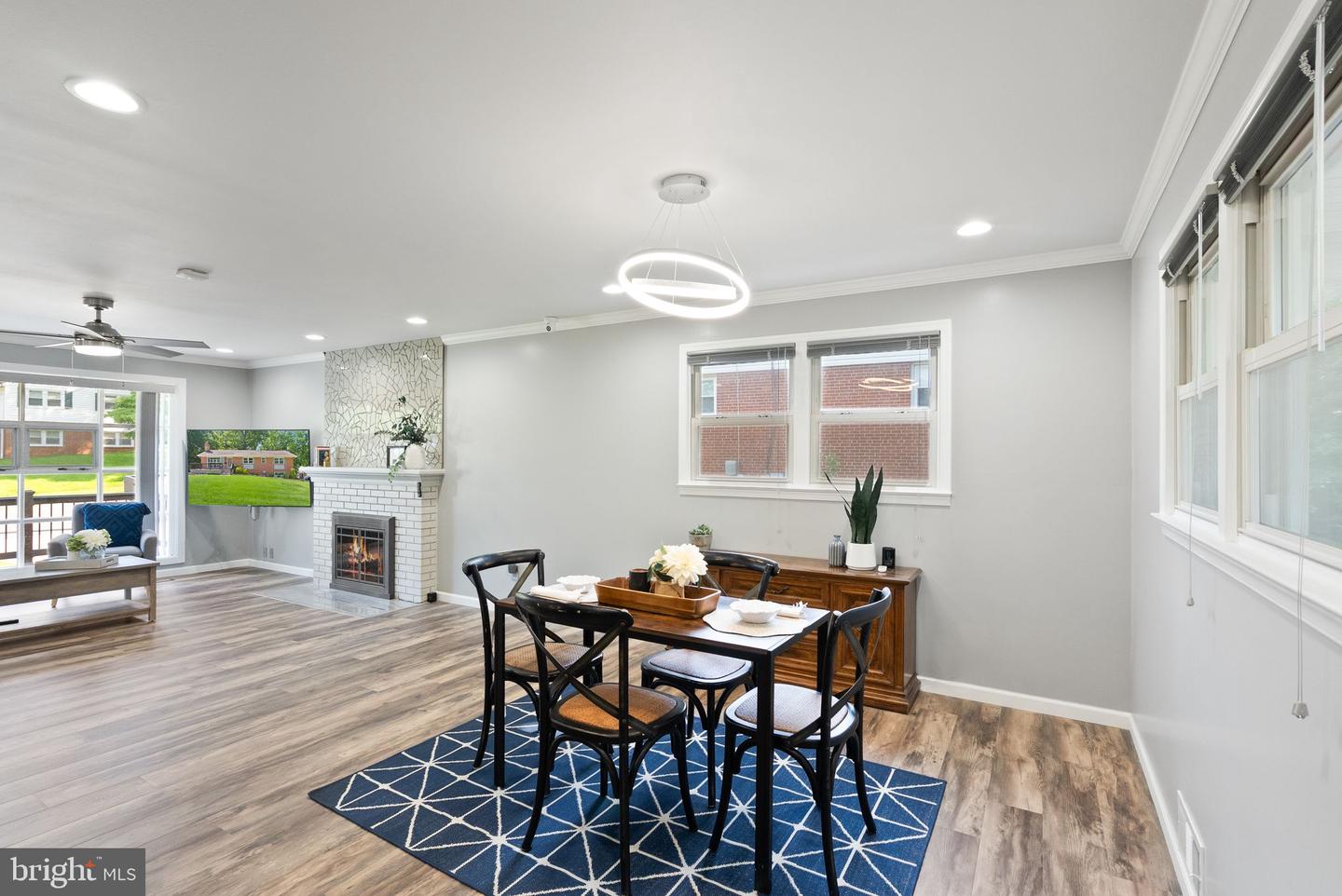 5634 INVERCHAPEL RD, SPRINGFIELD, Virginia 22151, 5 Bedrooms Bedrooms, 11 Rooms Rooms,3 BathroomsBathrooms,Residential,For sale,5634 INVERCHAPEL RD,VAFX2246094 MLS # VAFX2246094