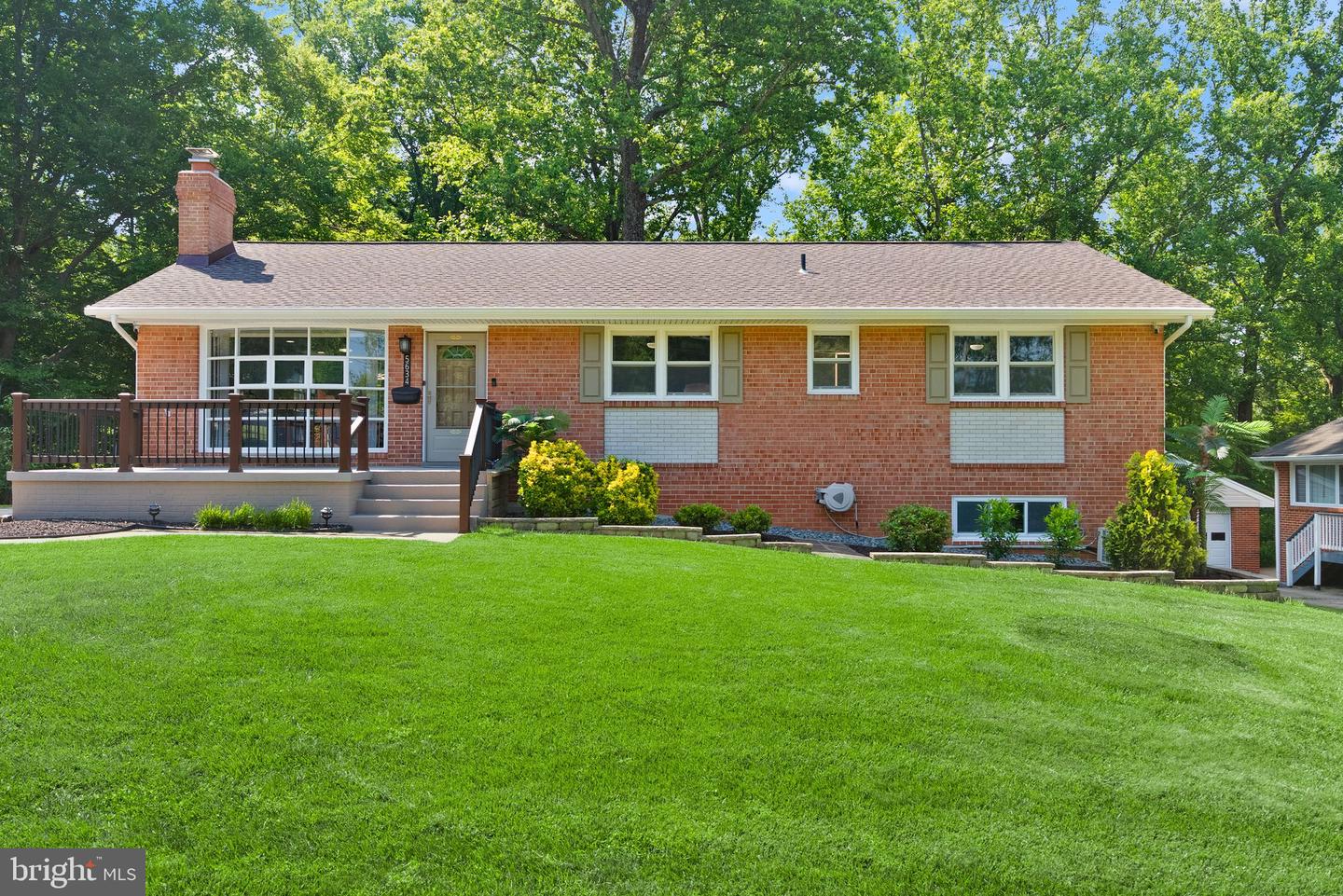 5634 INVERCHAPEL RD, SPRINGFIELD, Virginia 22151, 5 Bedrooms Bedrooms, 11 Rooms Rooms,3 BathroomsBathrooms,Residential,For sale,5634 INVERCHAPEL RD,VAFX2246094 MLS # VAFX2246094