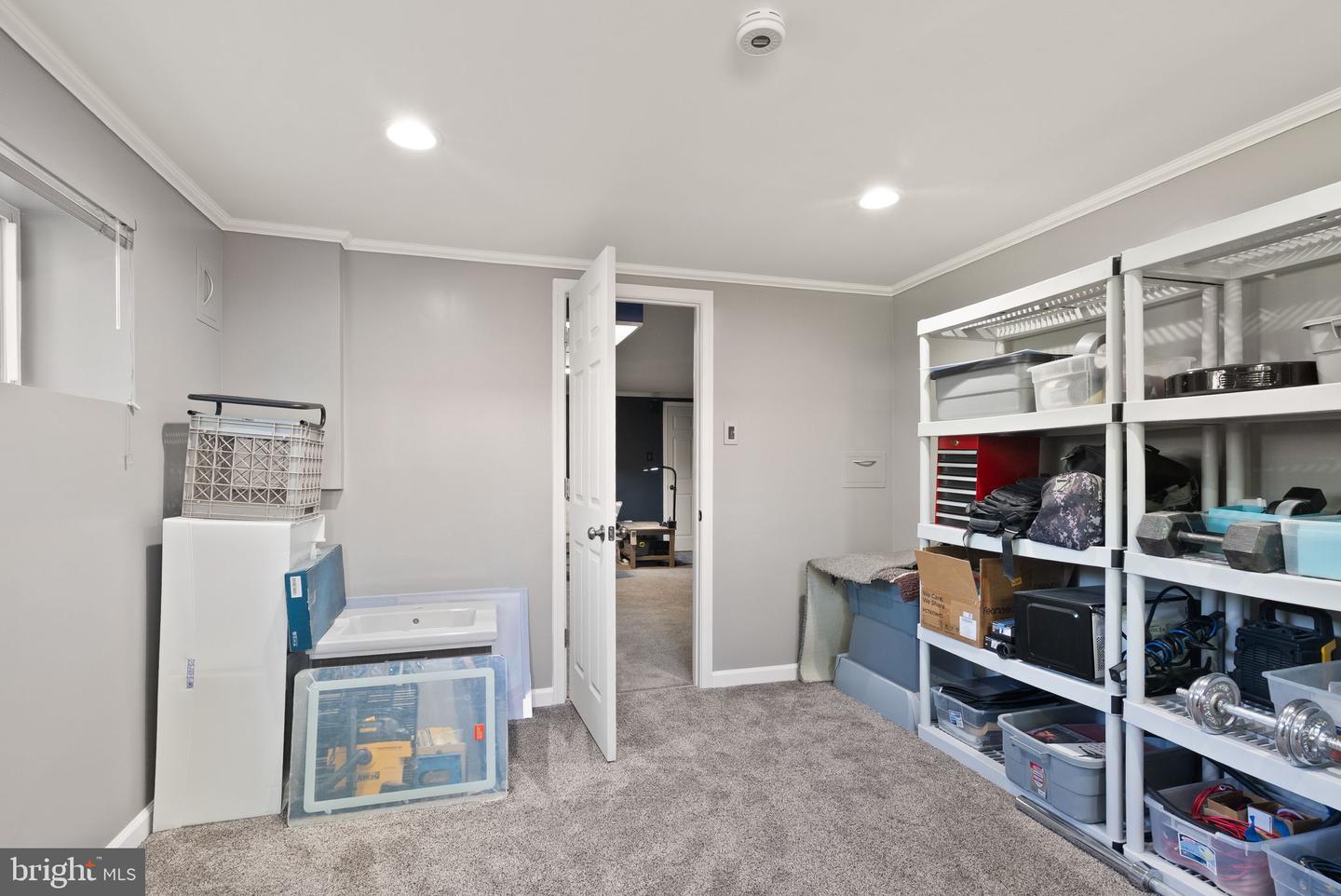 5634 INVERCHAPEL RD, SPRINGFIELD, Virginia 22151, 5 Bedrooms Bedrooms, 11 Rooms Rooms,3 BathroomsBathrooms,Residential,For sale,5634 INVERCHAPEL RD,VAFX2246094 MLS # VAFX2246094
