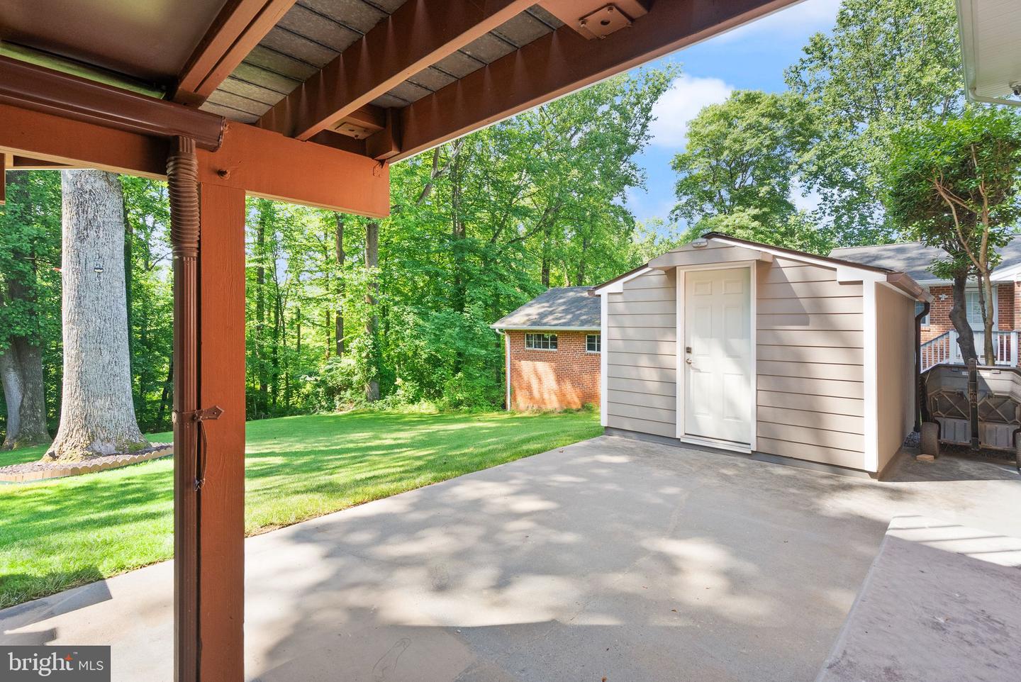 5634 INVERCHAPEL RD, SPRINGFIELD, Virginia 22151, 5 Bedrooms Bedrooms, 11 Rooms Rooms,3 BathroomsBathrooms,Residential,For sale,5634 INVERCHAPEL RD,VAFX2246094 MLS # VAFX2246094