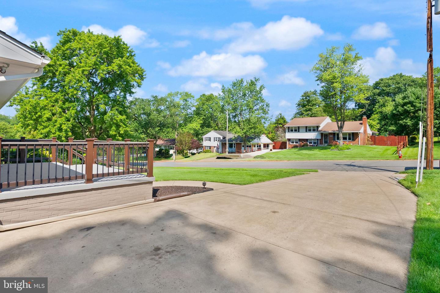 5634 INVERCHAPEL RD, SPRINGFIELD, Virginia 22151, 5 Bedrooms Bedrooms, 11 Rooms Rooms,3 BathroomsBathrooms,Residential,For sale,5634 INVERCHAPEL RD,VAFX2246094 MLS # VAFX2246094