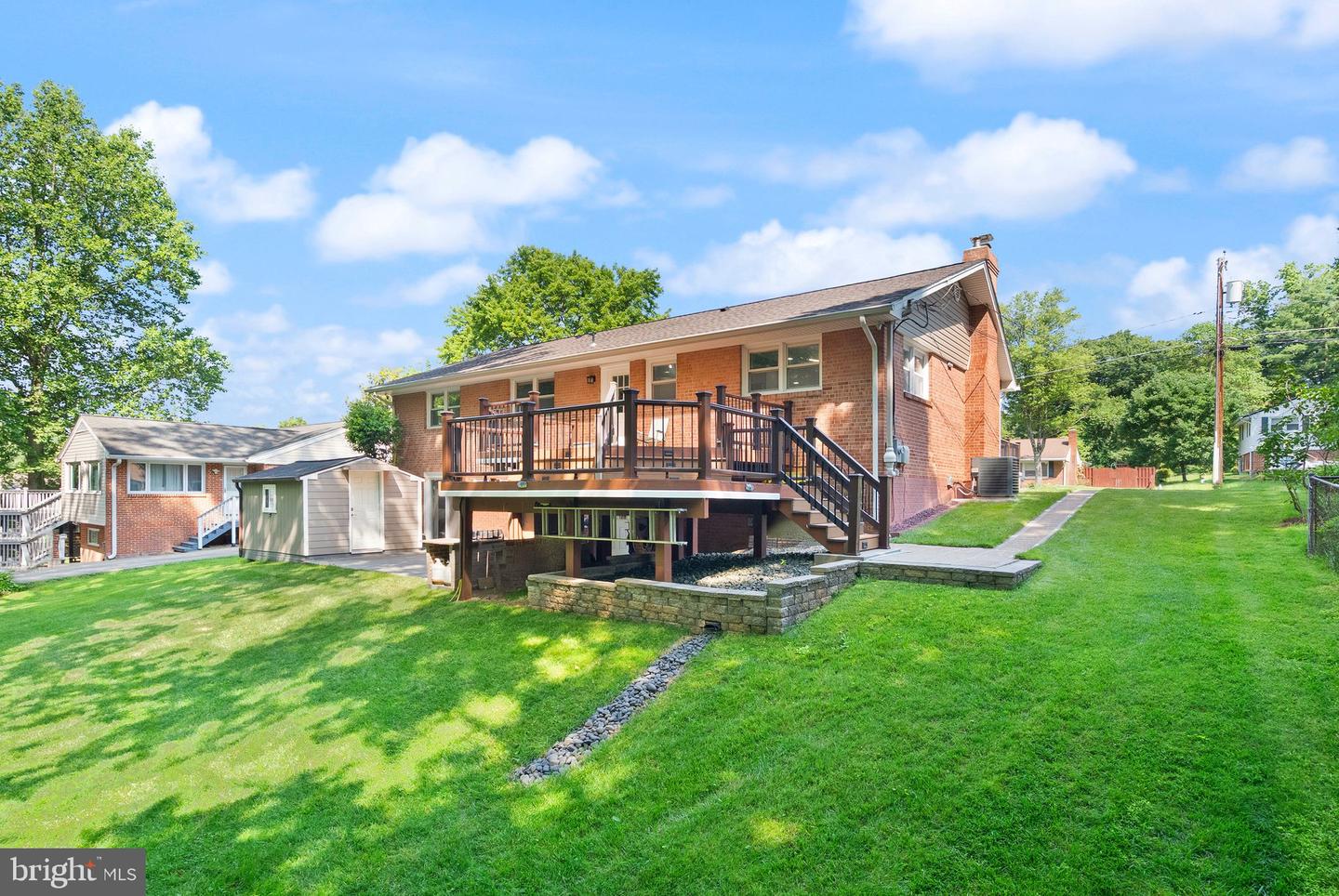 5634 INVERCHAPEL RD, SPRINGFIELD, Virginia 22151, 5 Bedrooms Bedrooms, 11 Rooms Rooms,3 BathroomsBathrooms,Residential,For sale,5634 INVERCHAPEL RD,VAFX2246094 MLS # VAFX2246094