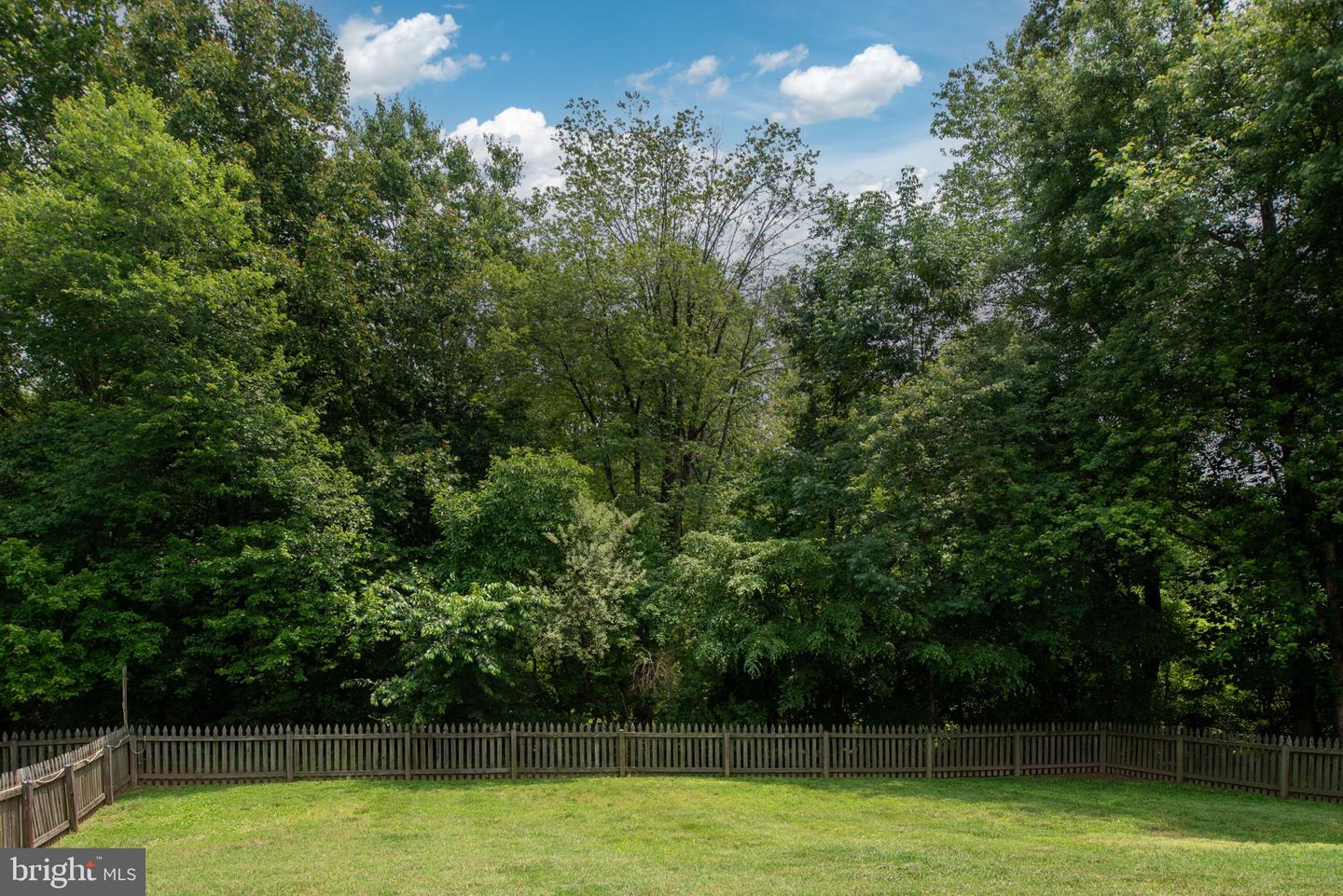 18 EMERALD DR, FREDERICKSBURG, Virginia 22406, 4 Bedrooms Bedrooms, ,2 BathroomsBathrooms,Residential,For sale,18 EMERALD DR,VAST2039598 MLS # VAST2039598