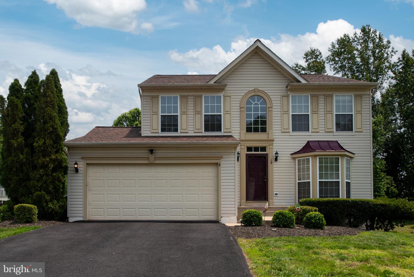 18 EMERALD DR, FREDERICKSBURG, Virginia 22406, 4 Bedrooms Bedrooms, ,2 BathroomsBathrooms,Residential,For sale,18 EMERALD DR,VAST2039598 MLS # VAST2039598