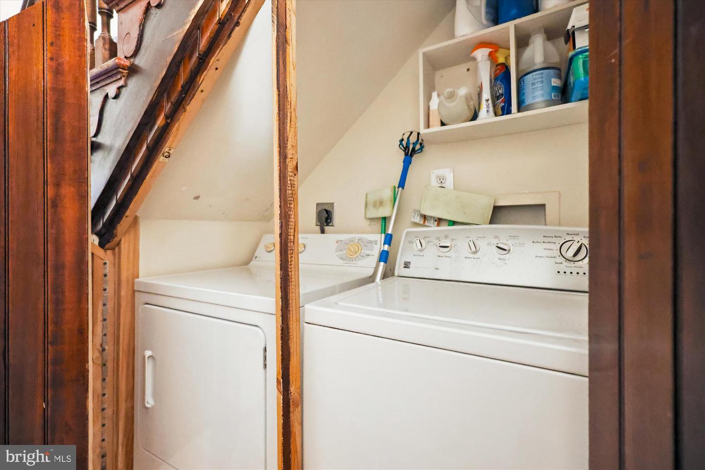 1517 KINGMAN PL NW, WASHINGTON, District Of Columbia 20005, 6 Bedrooms Bedrooms, ,3 BathroomsBathrooms,Residential,For sale,1517 KINGMAN PL NW,DCDC2204590 MLS # DCDC2204590
