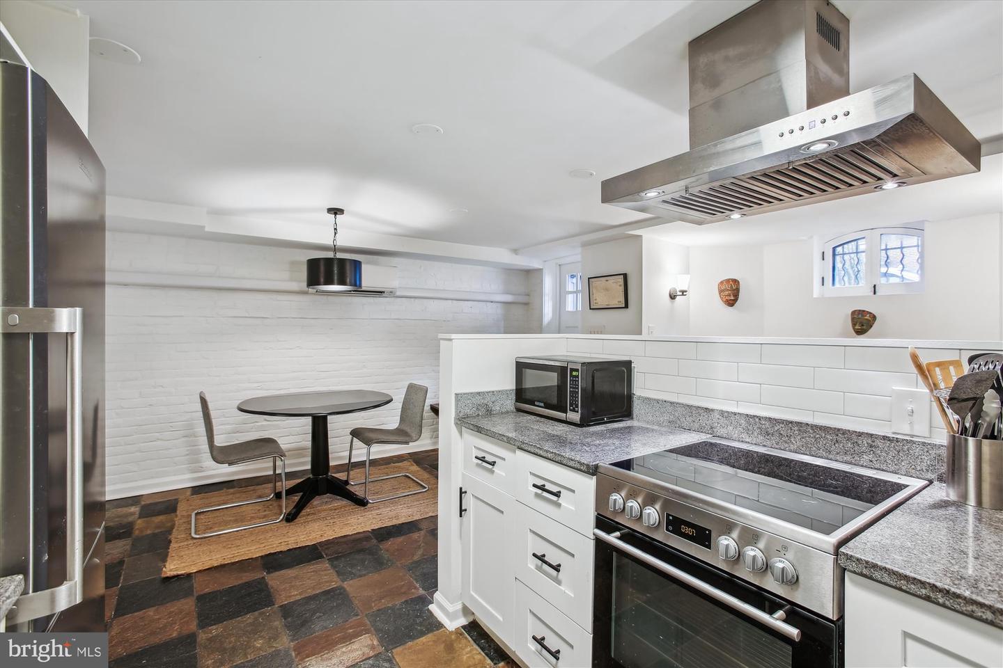 1517 KINGMAN PL NW, WASHINGTON, District Of Columbia 20005, 6 Bedrooms Bedrooms, ,3 BathroomsBathrooms,Residential,For sale,1517 KINGMAN PL NW,DCDC2204590 MLS # DCDC2204590