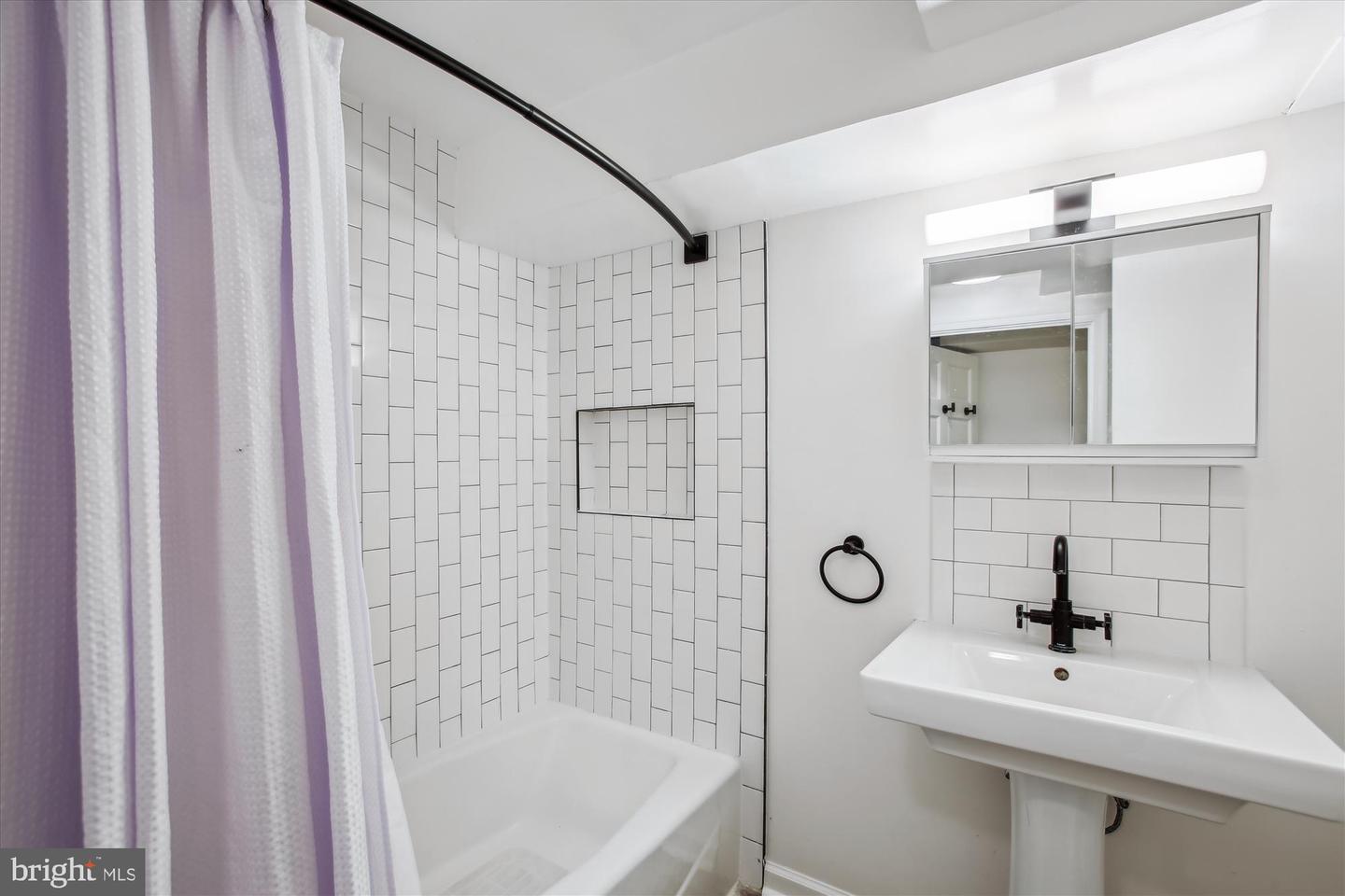 1517 KINGMAN PL NW, WASHINGTON, District Of Columbia 20005, 6 Bedrooms Bedrooms, ,3 BathroomsBathrooms,Residential,For sale,1517 KINGMAN PL NW,DCDC2204590 MLS # DCDC2204590