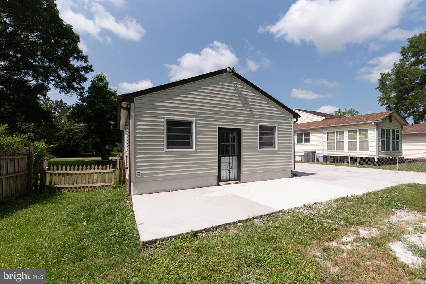 3220 DUPUY RD, COLONIAL HEIGHTS, Virginia 23834, 4 Bedrooms Bedrooms, ,2 BathroomsBathrooms,Residential,For sale,3220 DUPUY RD,VACF2001172 MLS # VACF2001172