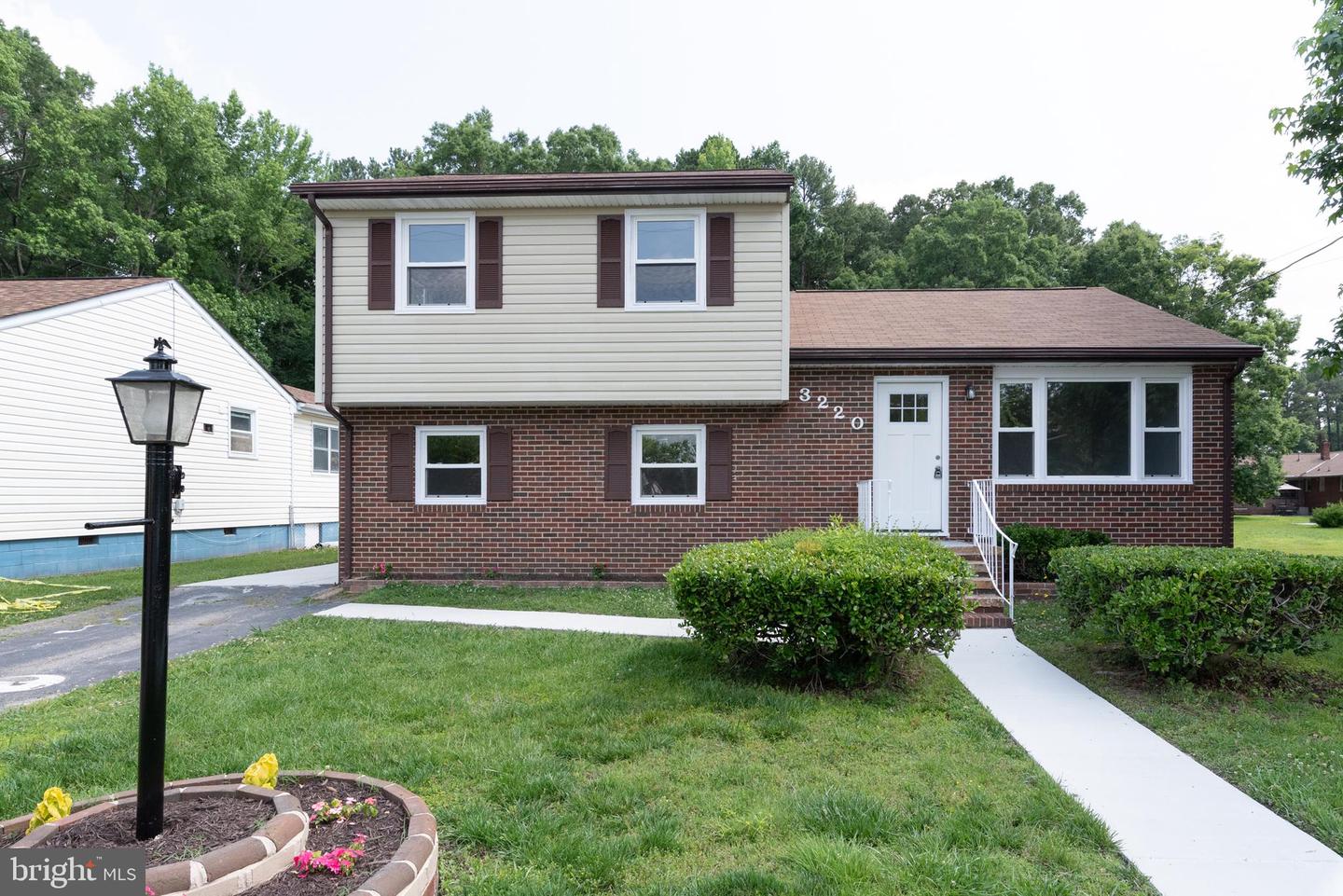 3220 DUPUY RD, COLONIAL HEIGHTS, Virginia 23834, 4 Bedrooms Bedrooms, ,2 BathroomsBathrooms,Residential,For sale,3220 DUPUY RD,VACF2001172 MLS # VACF2001172