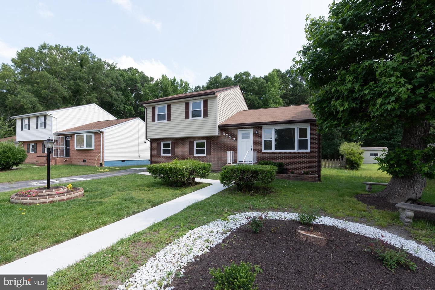 3220 DUPUY RD, COLONIAL HEIGHTS, Virginia 23834, 4 Bedrooms Bedrooms, ,2 BathroomsBathrooms,Residential,For sale,3220 DUPUY RD,VACF2001172 MLS # VACF2001172