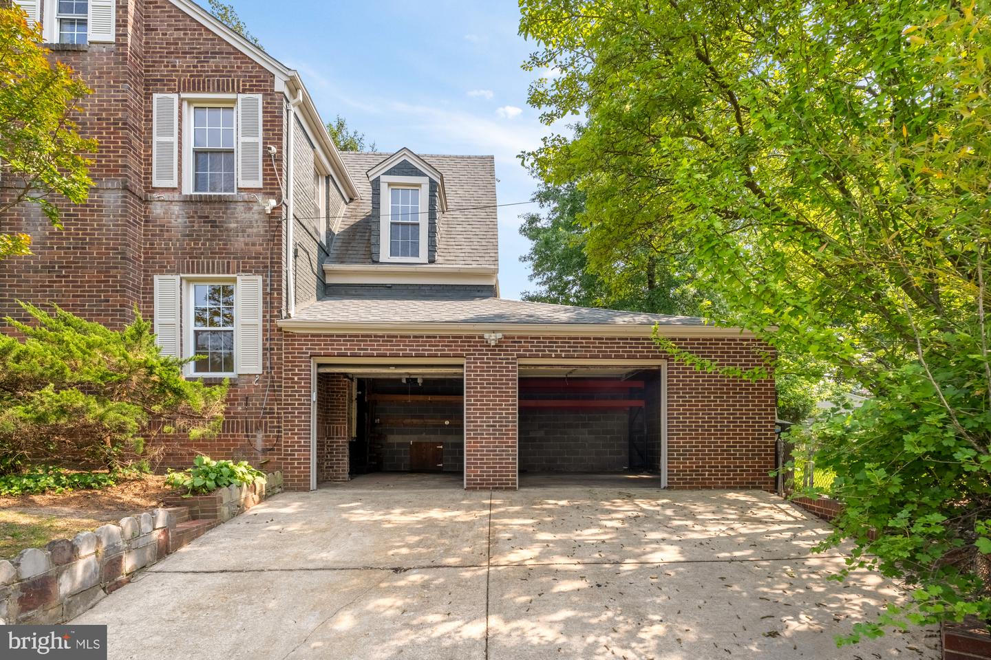 3520 28TH ST NE, WASHINGTON, District Of Columbia 20018, 4 Bedrooms Bedrooms, ,3 BathroomsBathrooms,Residential,For sale,3520 28TH ST NE,DCDC2204546 MLS # DCDC2204546