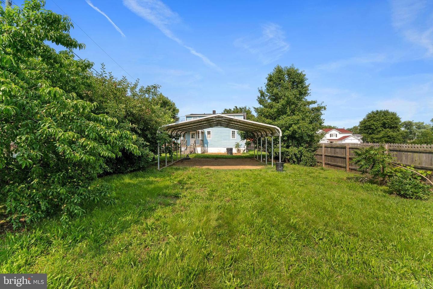 1400 AIRPORT AVE, FREDERICKSBURG, Virginia 22401, 3 Bedrooms Bedrooms, ,2 BathroomsBathrooms,Residential,For sale,1400 AIRPORT AVE,VAFB2008386 MLS # VAFB2008386