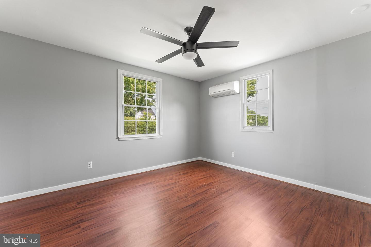 1400 AIRPORT AVE, FREDERICKSBURG, Virginia 22401, 3 Bedrooms Bedrooms, ,2 BathroomsBathrooms,Residential,For sale,1400 AIRPORT AVE,VAFB2008386 MLS # VAFB2008386
