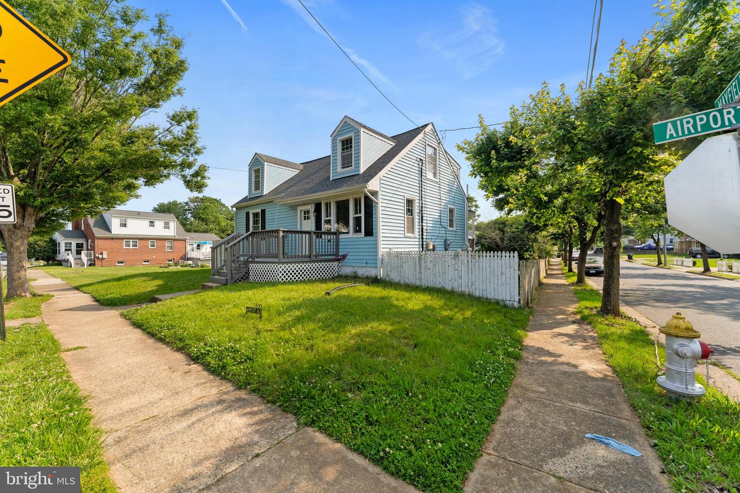 1400 AIRPORT AVE, FREDERICKSBURG, Virginia 22401, 3 Bedrooms Bedrooms, ,2 BathroomsBathrooms,Residential,For sale,1400 AIRPORT AVE,VAFB2008386 MLS # VAFB2008386