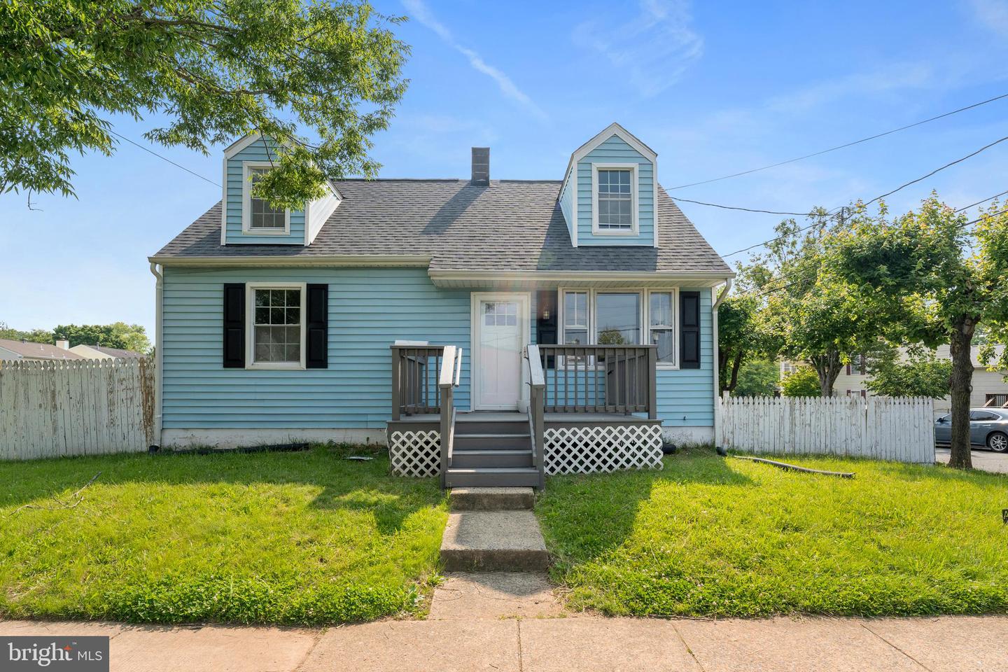 1400 AIRPORT AVE, FREDERICKSBURG, Virginia 22401, 3 Bedrooms Bedrooms, ,2 BathroomsBathrooms,Residential,For sale,1400 AIRPORT AVE,VAFB2008386 MLS # VAFB2008386