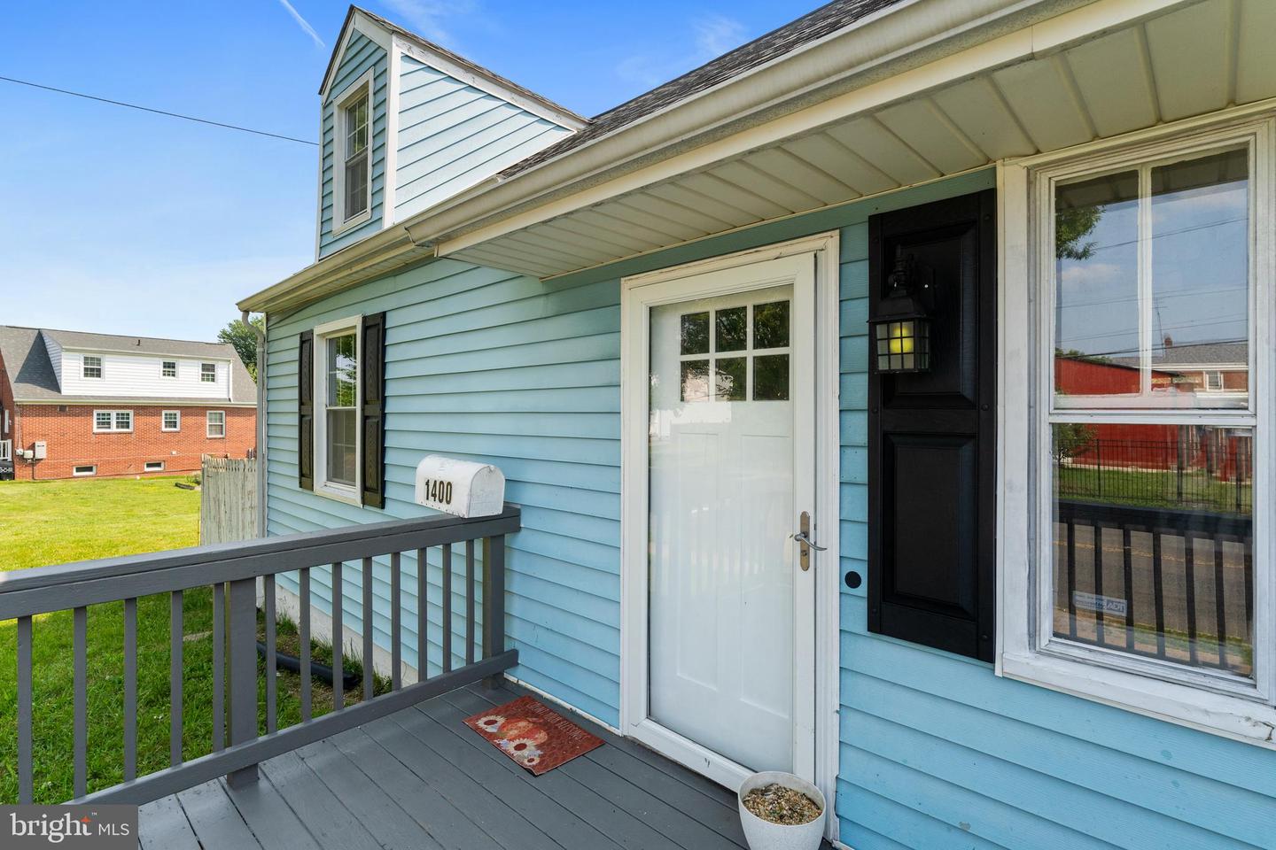 1400 AIRPORT AVE, FREDERICKSBURG, Virginia 22401, 3 Bedrooms Bedrooms, ,2 BathroomsBathrooms,Residential,For sale,1400 AIRPORT AVE,VAFB2008386 MLS # VAFB2008386