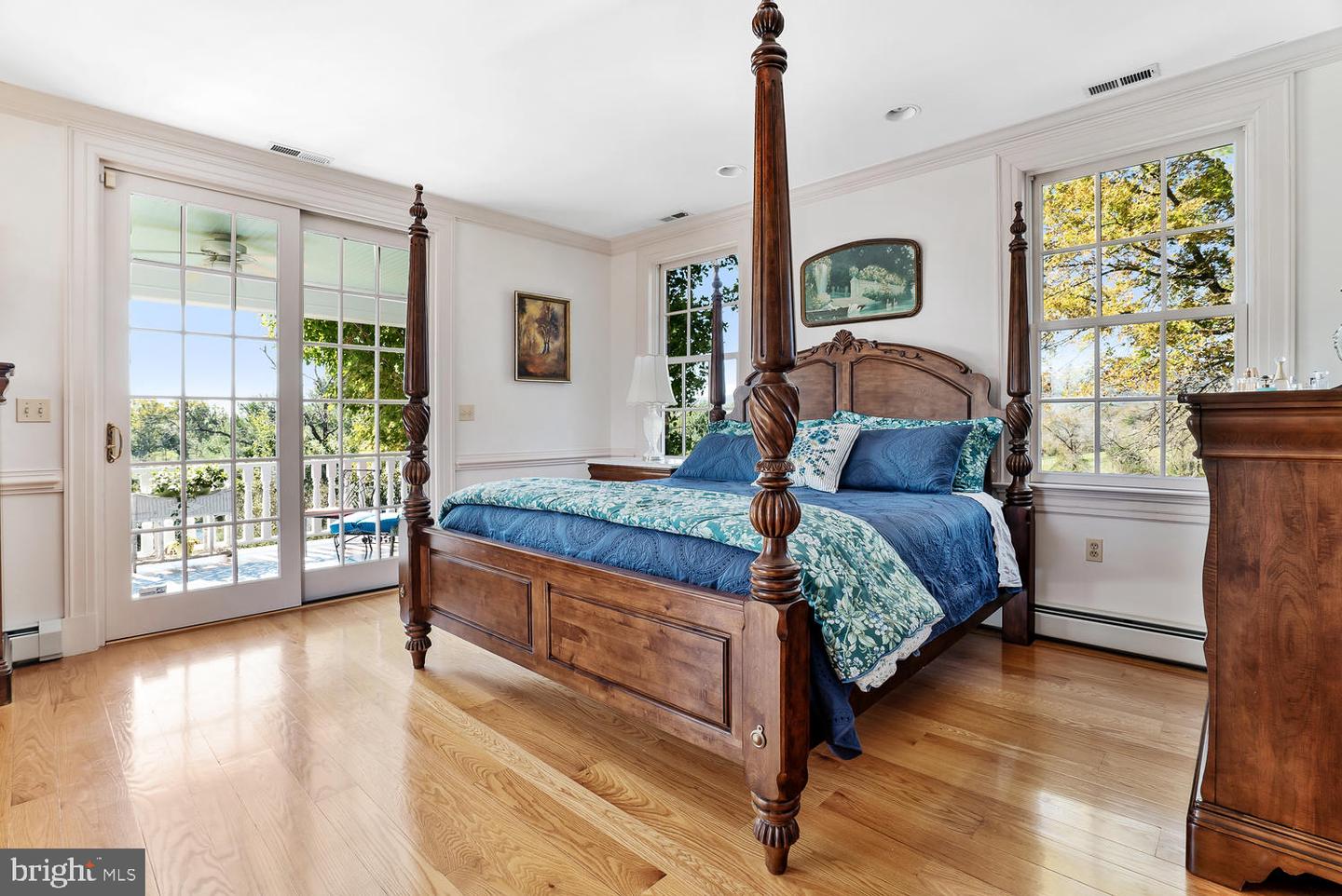 35175 SNICKERSVILLE TPKE, ROUND HILL, Virginia 20141, 4 Bedrooms Bedrooms, ,3 BathroomsBathrooms,Residential,For sale,35175 SNICKERSVILLE TPKE,VALO2099006 MLS # VALO2099006
