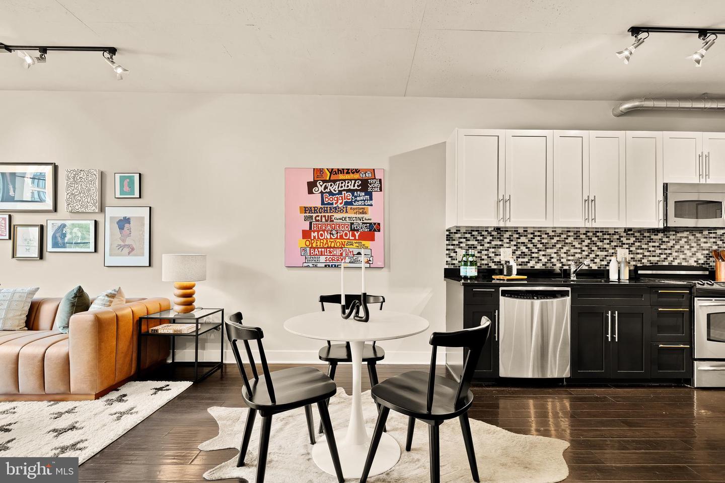 2125 14TH ST NW #427, WASHINGTON, District Of Columbia 20009, 2 Bedrooms Bedrooms, ,2 BathroomsBathrooms,Residential,For sale,2125 14TH ST NW #427,DCDC2204598 MLS # DCDC2204598
