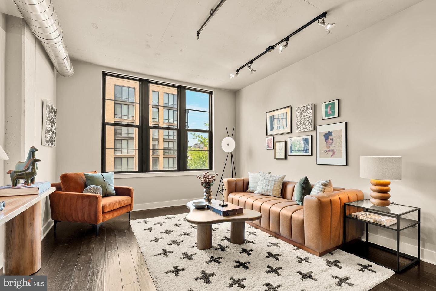 2125 14TH ST NW #427, WASHINGTON, District Of Columbia 20009, 2 Bedrooms Bedrooms, ,2 BathroomsBathrooms,Residential,For sale,2125 14TH ST NW #427,DCDC2204598 MLS # DCDC2204598