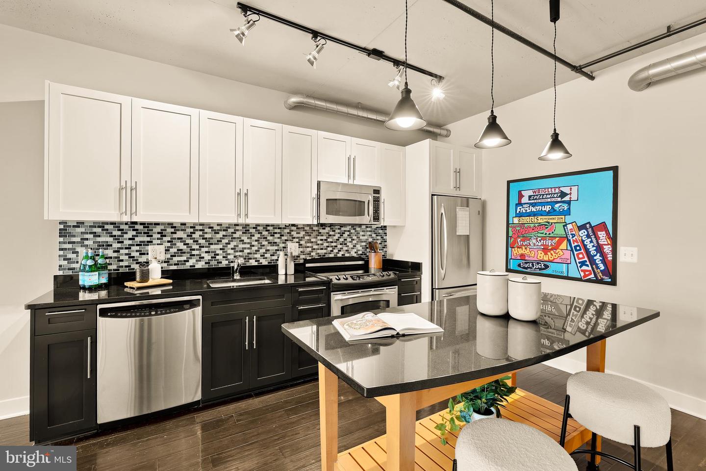 2125 14TH ST NW #427, WASHINGTON, District Of Columbia 20009, 2 Bedrooms Bedrooms, ,2 BathroomsBathrooms,Residential,For sale,2125 14TH ST NW #427,DCDC2204598 MLS # DCDC2204598