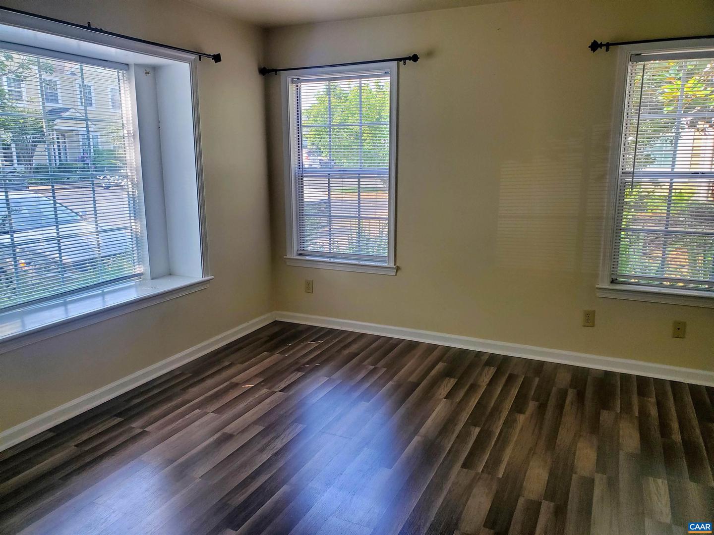 1348 LE PARC TER, CHARLOTTESVILLE, Virginia 22901, 2 Bedrooms Bedrooms, ,2 BathroomsBathrooms,Residential,For sale,1348 LE PARC TER,665478 MLS # 665478