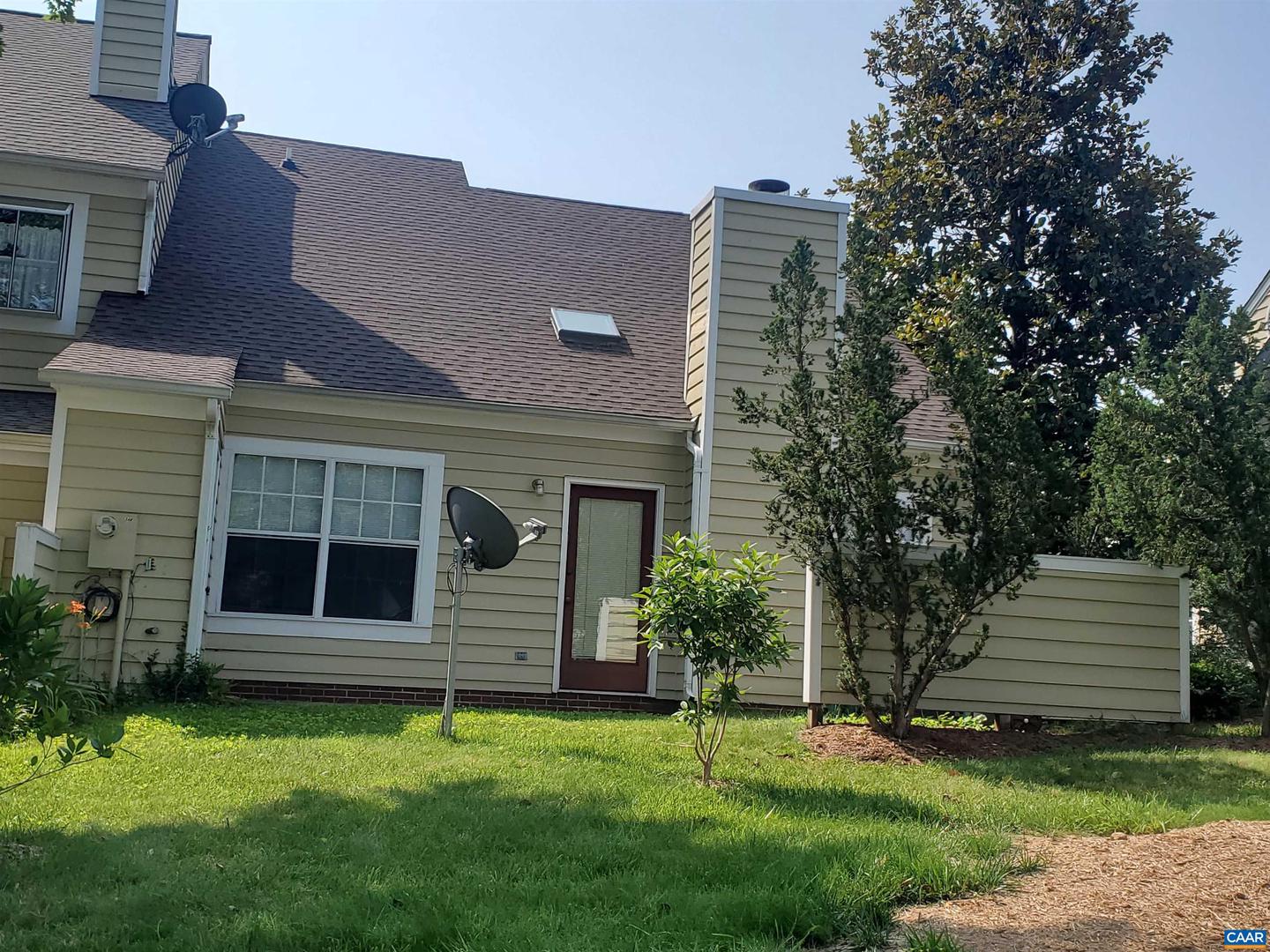 1348 LE PARC TER, CHARLOTTESVILLE, Virginia 22901, 2 Bedrooms Bedrooms, ,2 BathroomsBathrooms,Residential,For sale,1348 LE PARC TER,665478 MLS # 665478