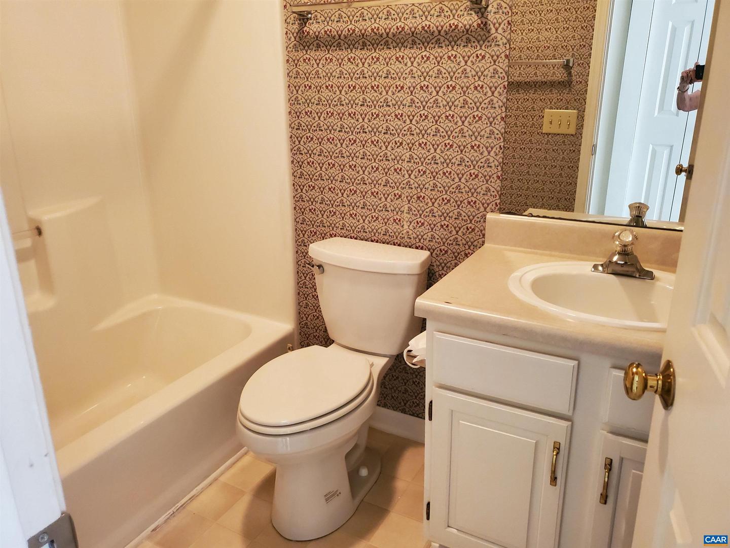 1348 LE PARC TER, CHARLOTTESVILLE, Virginia 22901, 2 Bedrooms Bedrooms, ,2 BathroomsBathrooms,Residential,For sale,1348 LE PARC TER,665478 MLS # 665478