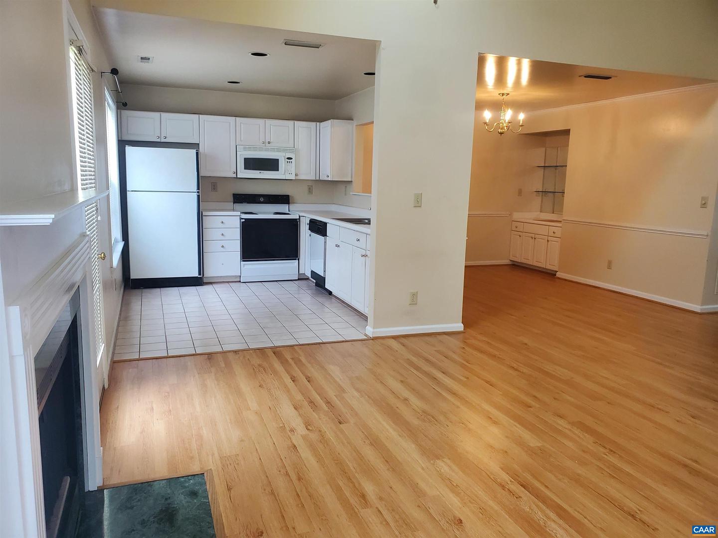 1348 LE PARC TER, CHARLOTTESVILLE, Virginia 22901, 2 Bedrooms Bedrooms, ,2 BathroomsBathrooms,Residential,For sale,1348 LE PARC TER,665478 MLS # 665478