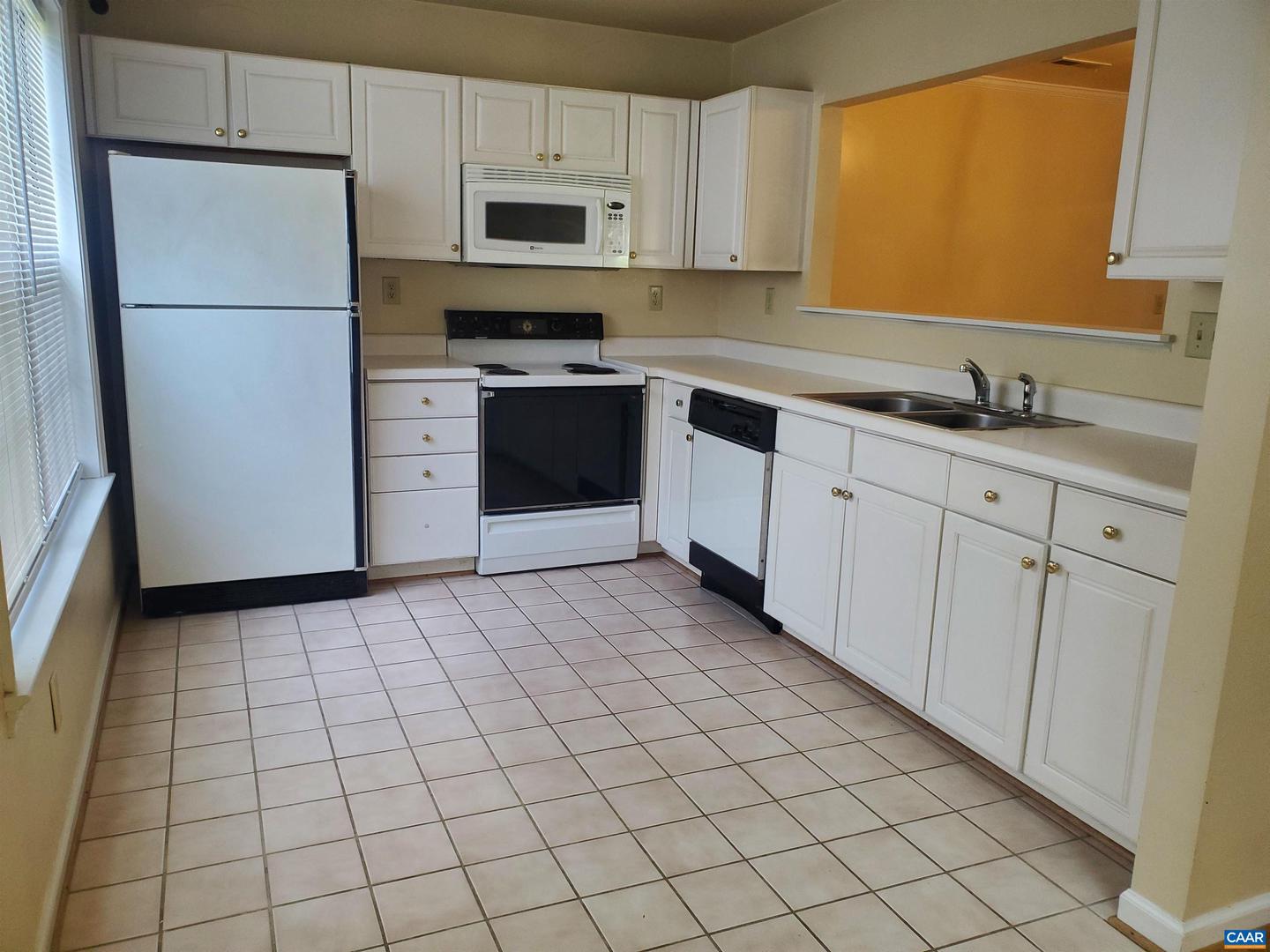 1348 LE PARC TER, CHARLOTTESVILLE, Virginia 22901, 2 Bedrooms Bedrooms, ,2 BathroomsBathrooms,Residential,For sale,1348 LE PARC TER,665478 MLS # 665478