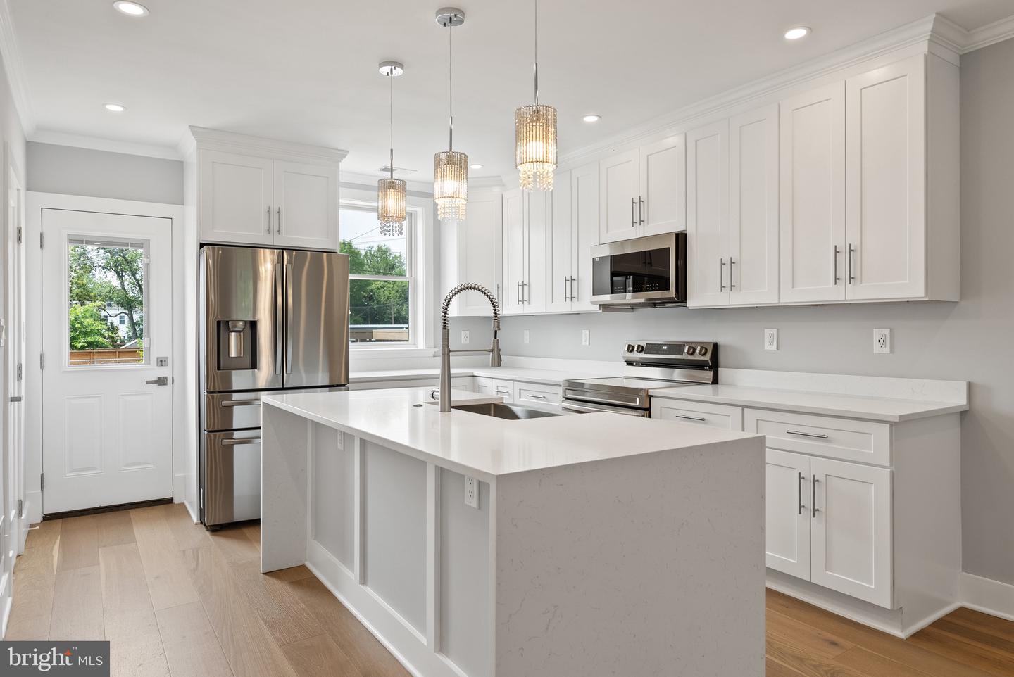 1841 E ST NE, WASHINGTON, District Of Columbia 20002, 3 Bedrooms Bedrooms, ,3 BathroomsBathrooms,Residential,For sale,1841 E ST NE,DCDC2204700 MLS # DCDC2204700