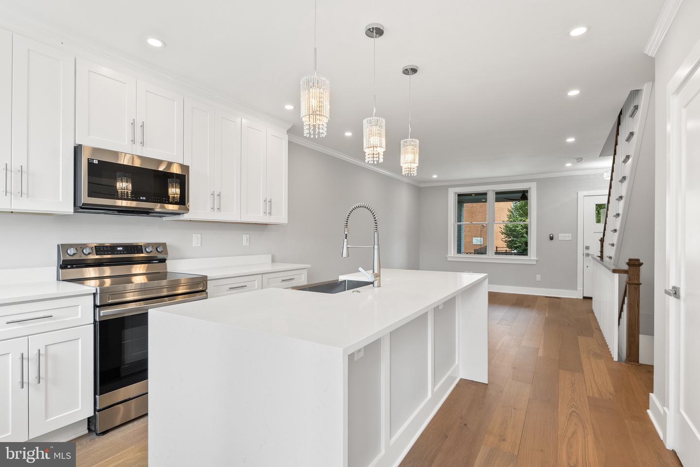 1841 E ST NE, WASHINGTON, District Of Columbia 20002, 3 Bedrooms Bedrooms, ,3 BathroomsBathrooms,Residential,For sale,1841 E ST NE,DCDC2204700 MLS # DCDC2204700