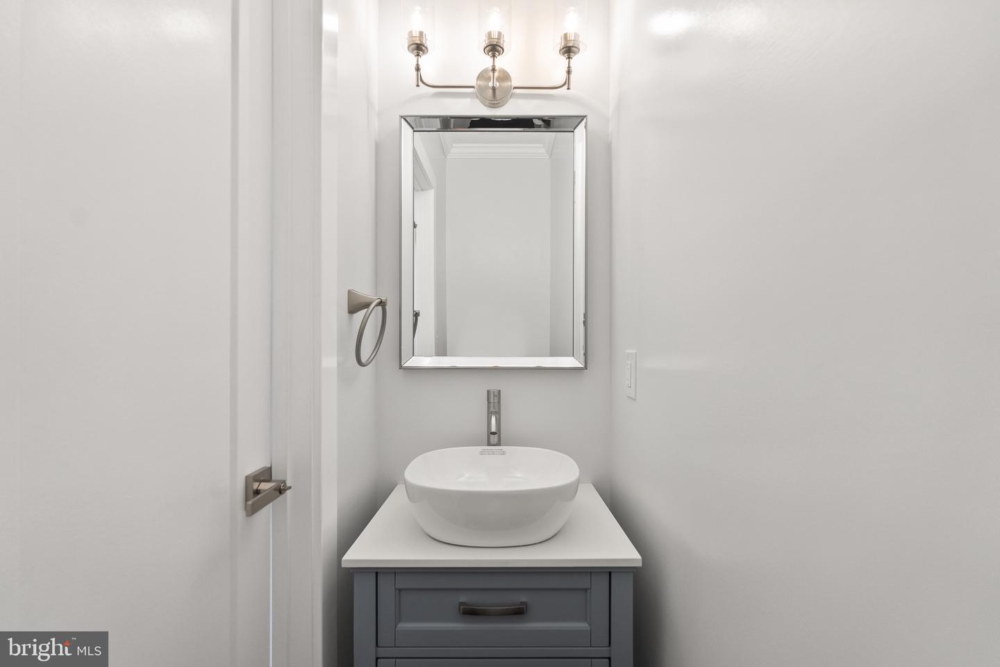 1841 E ST NE, WASHINGTON, District Of Columbia 20002, 3 Bedrooms Bedrooms, ,3 BathroomsBathrooms,Residential,For sale,1841 E ST NE,DCDC2204700 MLS # DCDC2204700