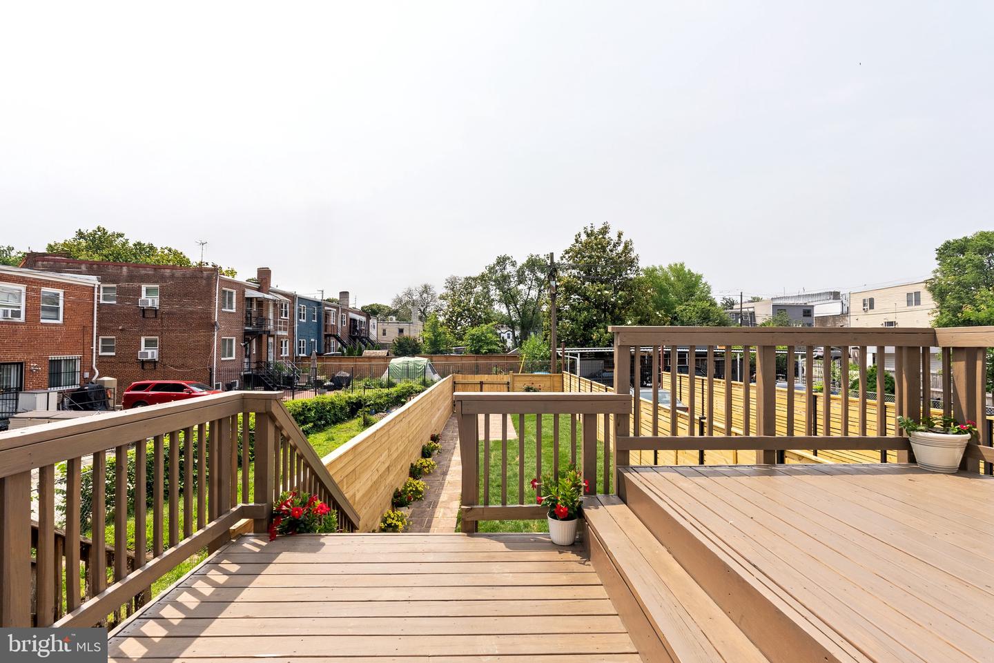 1841 E ST NE, WASHINGTON, District Of Columbia 20002, 3 Bedrooms Bedrooms, ,3 BathroomsBathrooms,Residential,For sale,1841 E ST NE,DCDC2204700 MLS # DCDC2204700