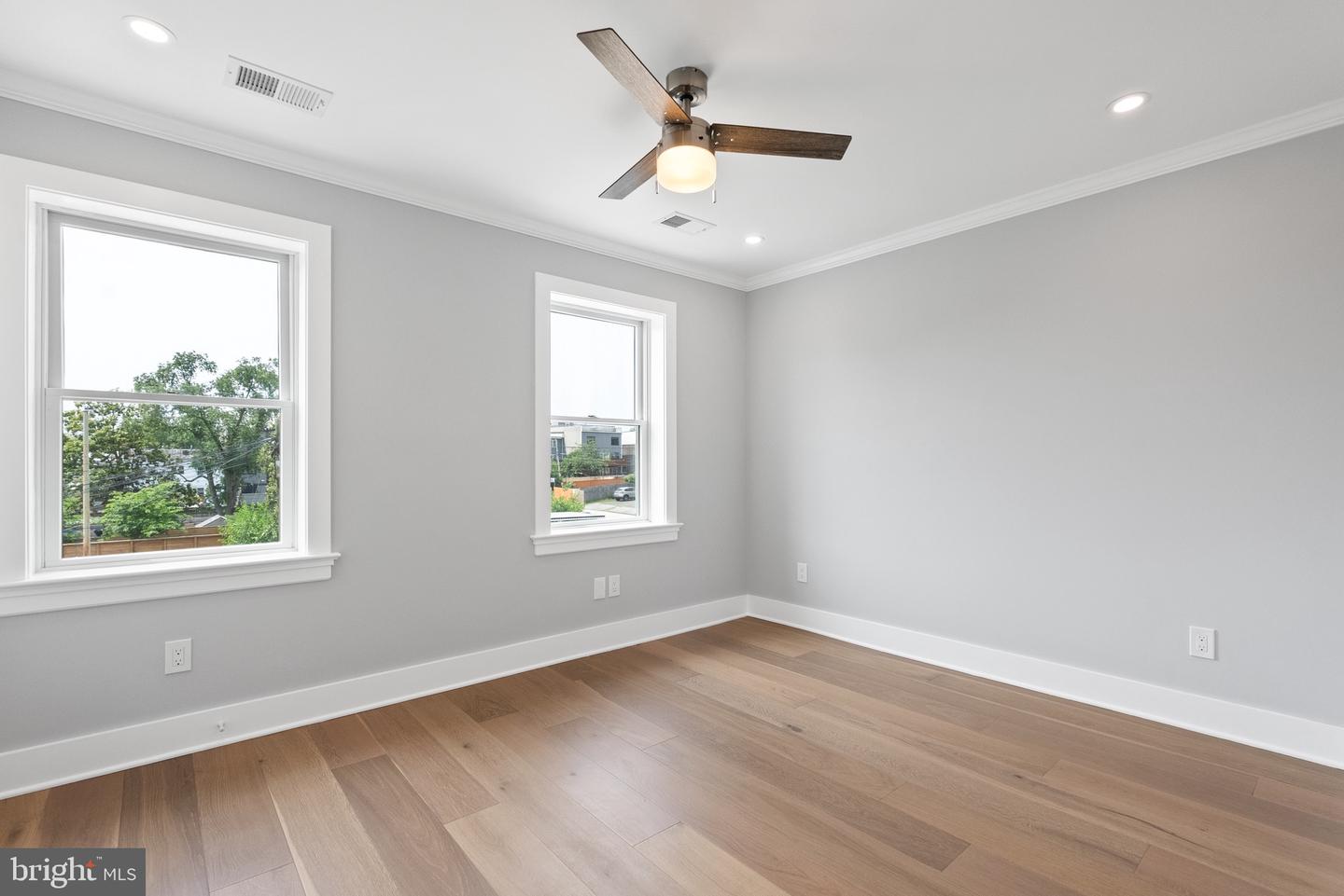 1841 E ST NE, WASHINGTON, District Of Columbia 20002, 3 Bedrooms Bedrooms, ,3 BathroomsBathrooms,Residential,For sale,1841 E ST NE,DCDC2204700 MLS # DCDC2204700