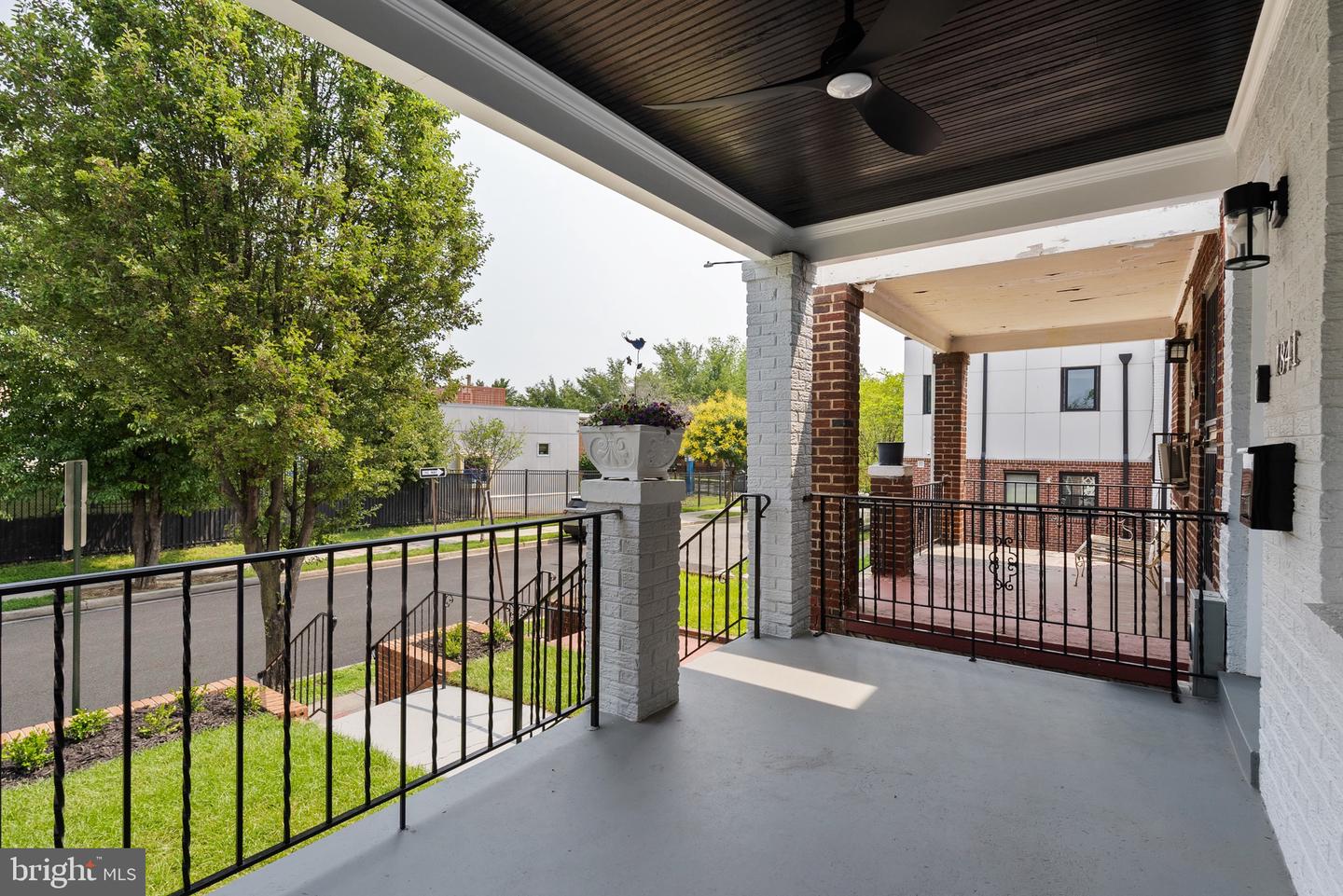 1841 E ST NE, WASHINGTON, District Of Columbia 20002, 3 Bedrooms Bedrooms, ,3 BathroomsBathrooms,Residential,For sale,1841 E ST NE,DCDC2204700 MLS # DCDC2204700