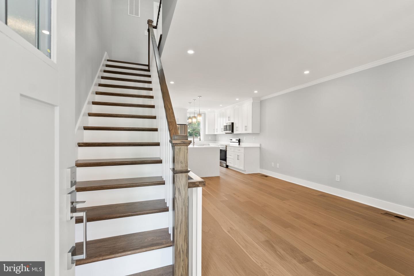 1841 E ST NE, WASHINGTON, District Of Columbia 20002, 3 Bedrooms Bedrooms, ,3 BathroomsBathrooms,Residential,For sale,1841 E ST NE,DCDC2204700 MLS # DCDC2204700