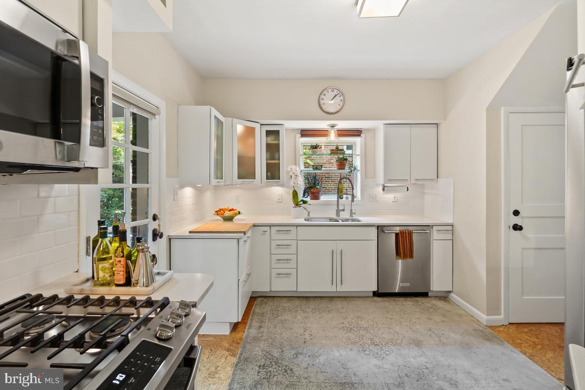 1346 TUCKERMAN ST NW, WASHINGTON, District Of Columbia 20011, 4 Bedrooms Bedrooms, ,3 BathroomsBathrooms,Residential,For sale,1346 TUCKERMAN ST NW,DCDC2204646 MLS # DCDC2204646