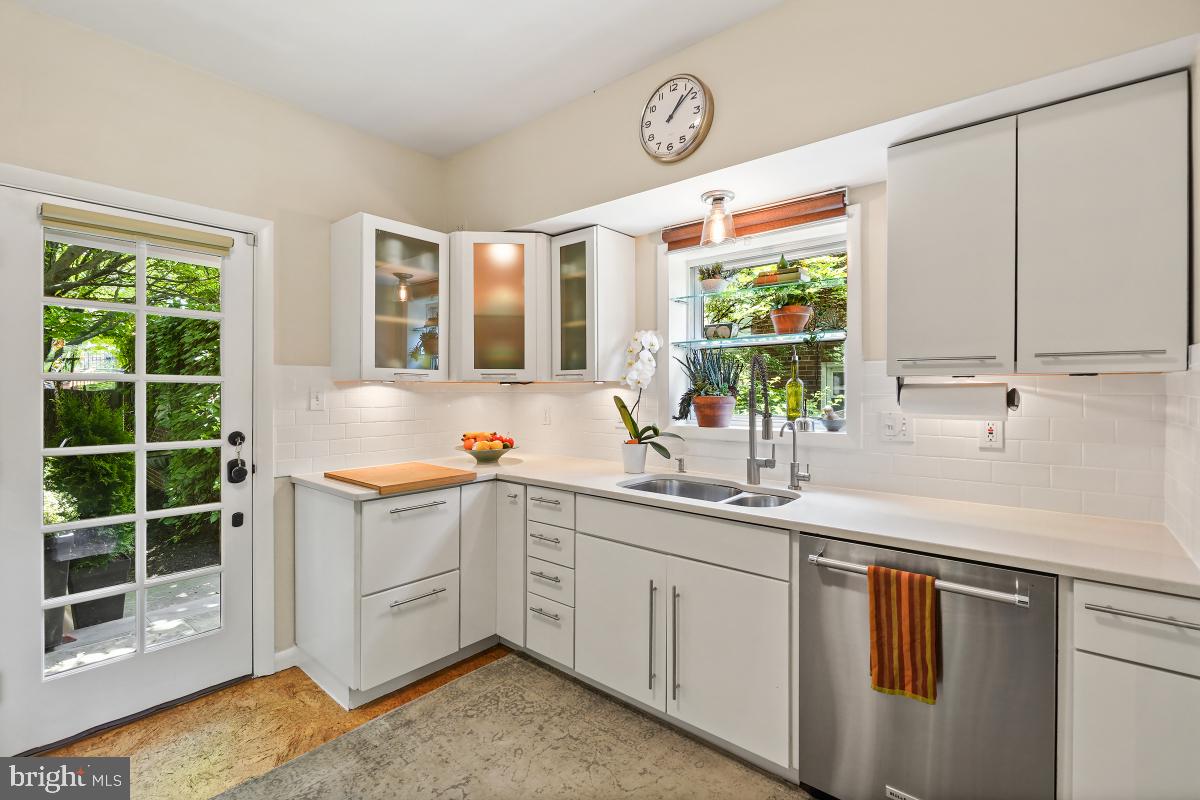 1346 TUCKERMAN ST NW, WASHINGTON, District Of Columbia 20011, 4 Bedrooms Bedrooms, ,3 BathroomsBathrooms,Residential,For sale,1346 TUCKERMAN ST NW,DCDC2204646 MLS # DCDC2204646