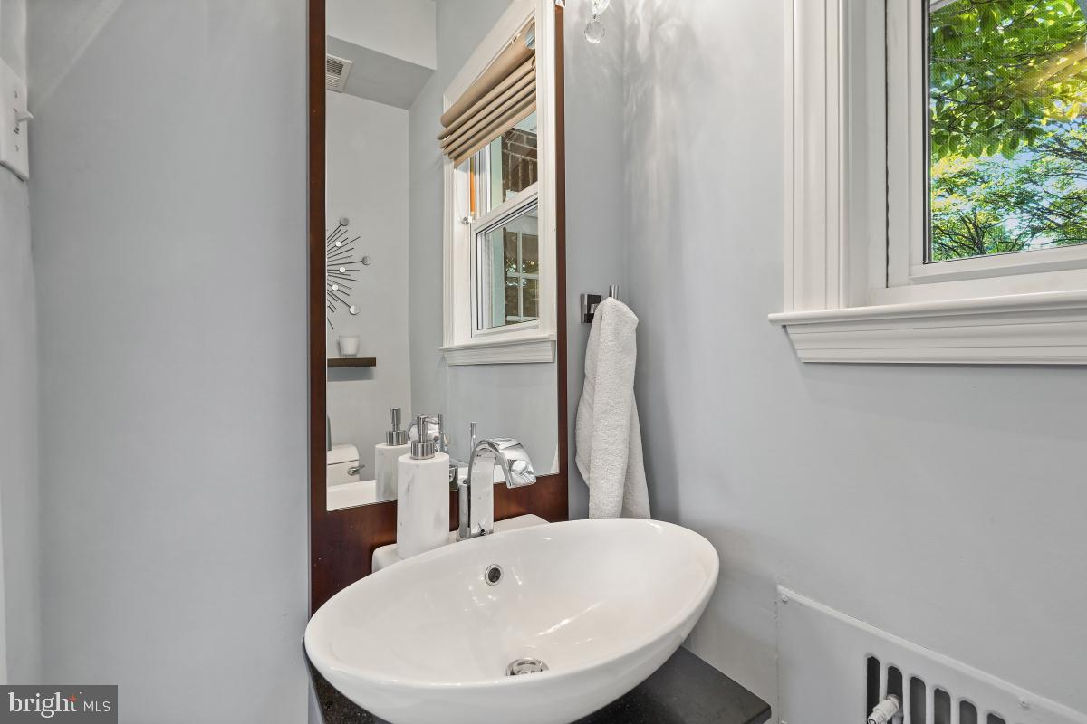 1346 TUCKERMAN ST NW, WASHINGTON, District Of Columbia 20011, 4 Bedrooms Bedrooms, ,3 BathroomsBathrooms,Residential,For sale,1346 TUCKERMAN ST NW,DCDC2204646 MLS # DCDC2204646