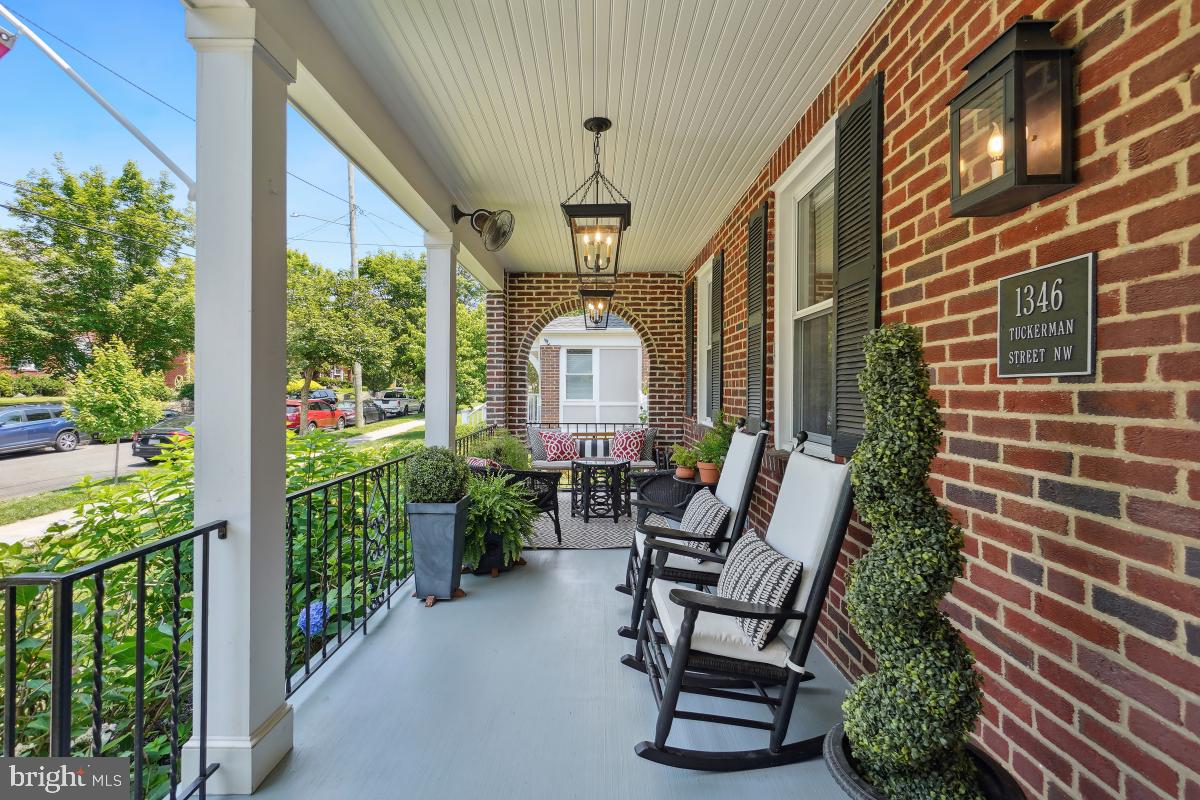 1346 TUCKERMAN ST NW, WASHINGTON, District Of Columbia 20011, 4 Bedrooms Bedrooms, ,3 BathroomsBathrooms,Residential,For sale,1346 TUCKERMAN ST NW,DCDC2204646 MLS # DCDC2204646