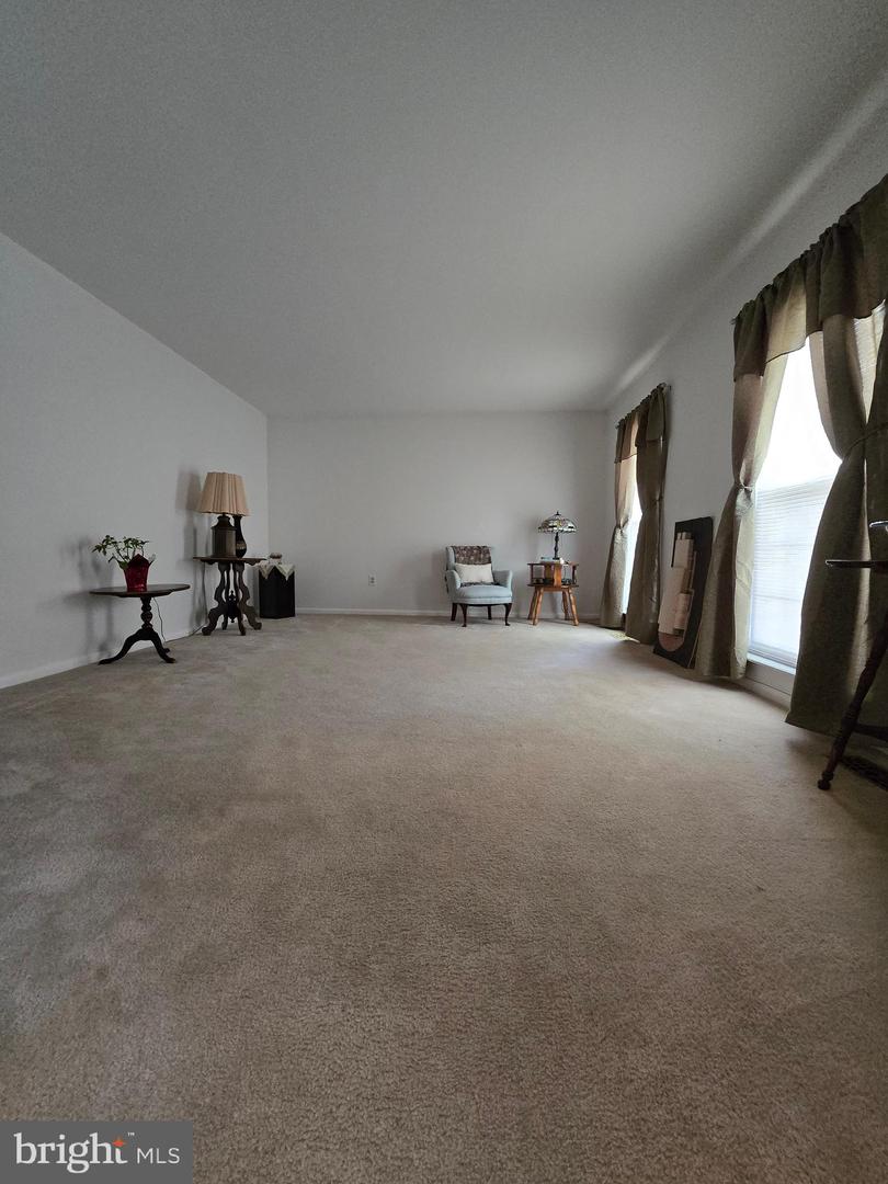 5546 NEDDLETON AVE, WOODBRIDGE, Virginia 22193, 4 Bedrooms Bedrooms, ,3 BathroomsBathrooms,Residential,For sale,5546 NEDDLETON AVE,VAPW2096560 MLS # VAPW2096560