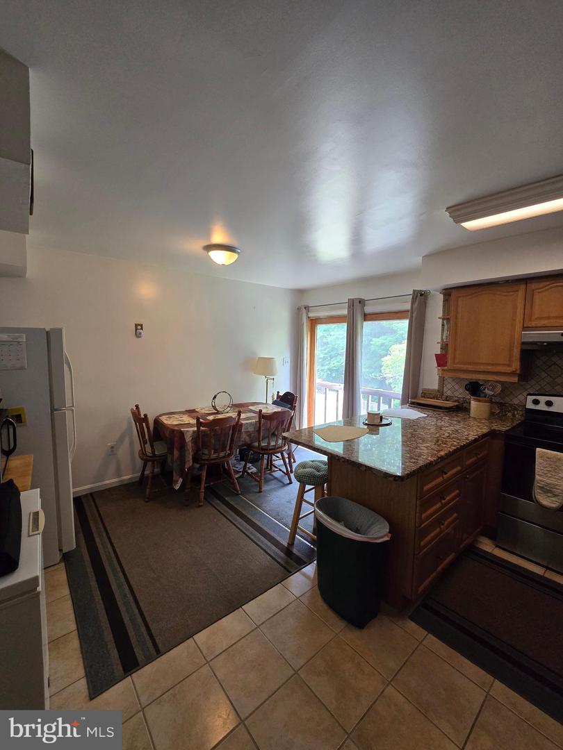 5546 NEDDLETON AVE, WOODBRIDGE, Virginia 22193, 4 Bedrooms Bedrooms, ,3 BathroomsBathrooms,Residential,For sale,5546 NEDDLETON AVE,VAPW2096560 MLS # VAPW2096560