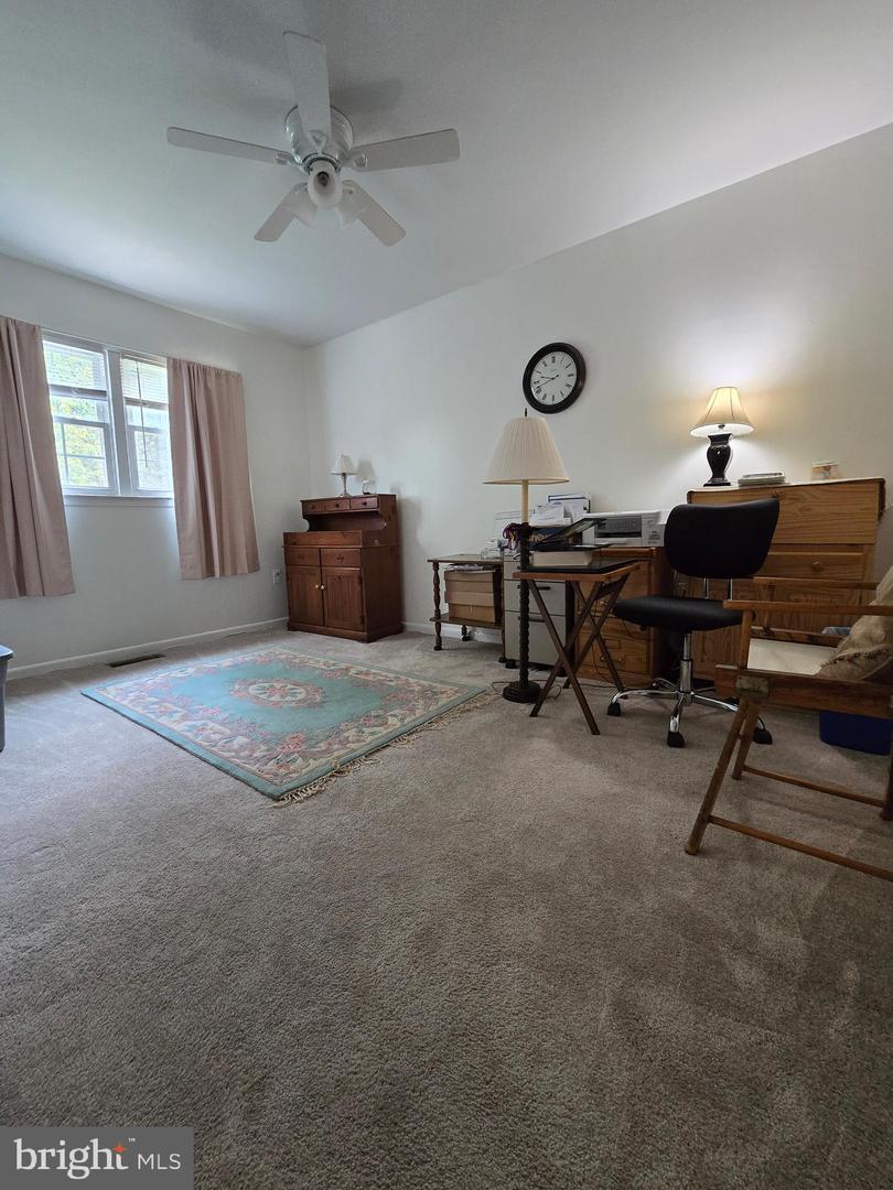 5546 NEDDLETON AVE, WOODBRIDGE, Virginia 22193, 4 Bedrooms Bedrooms, ,3 BathroomsBathrooms,Residential,For sale,5546 NEDDLETON AVE,VAPW2096560 MLS # VAPW2096560