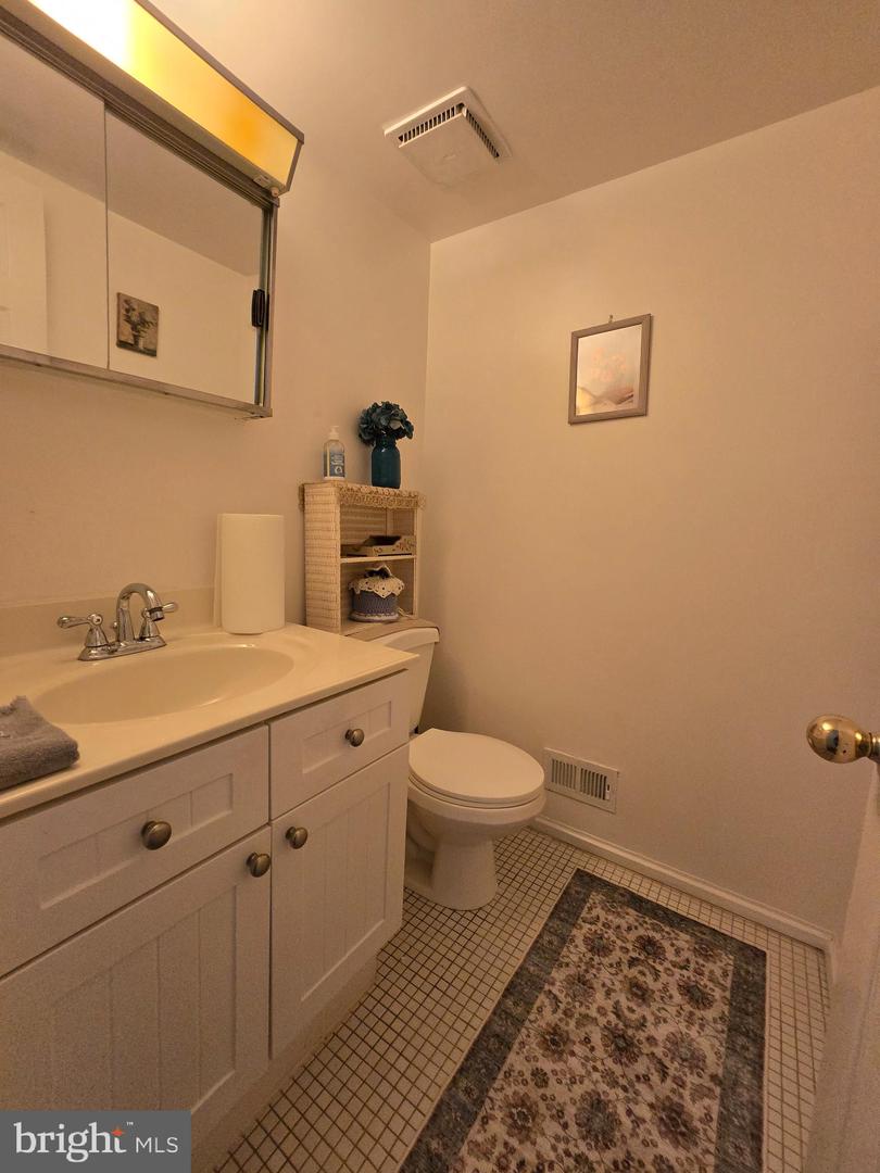 5546 NEDDLETON AVE, WOODBRIDGE, Virginia 22193, 4 Bedrooms Bedrooms, ,3 BathroomsBathrooms,Residential,For sale,5546 NEDDLETON AVE,VAPW2096560 MLS # VAPW2096560